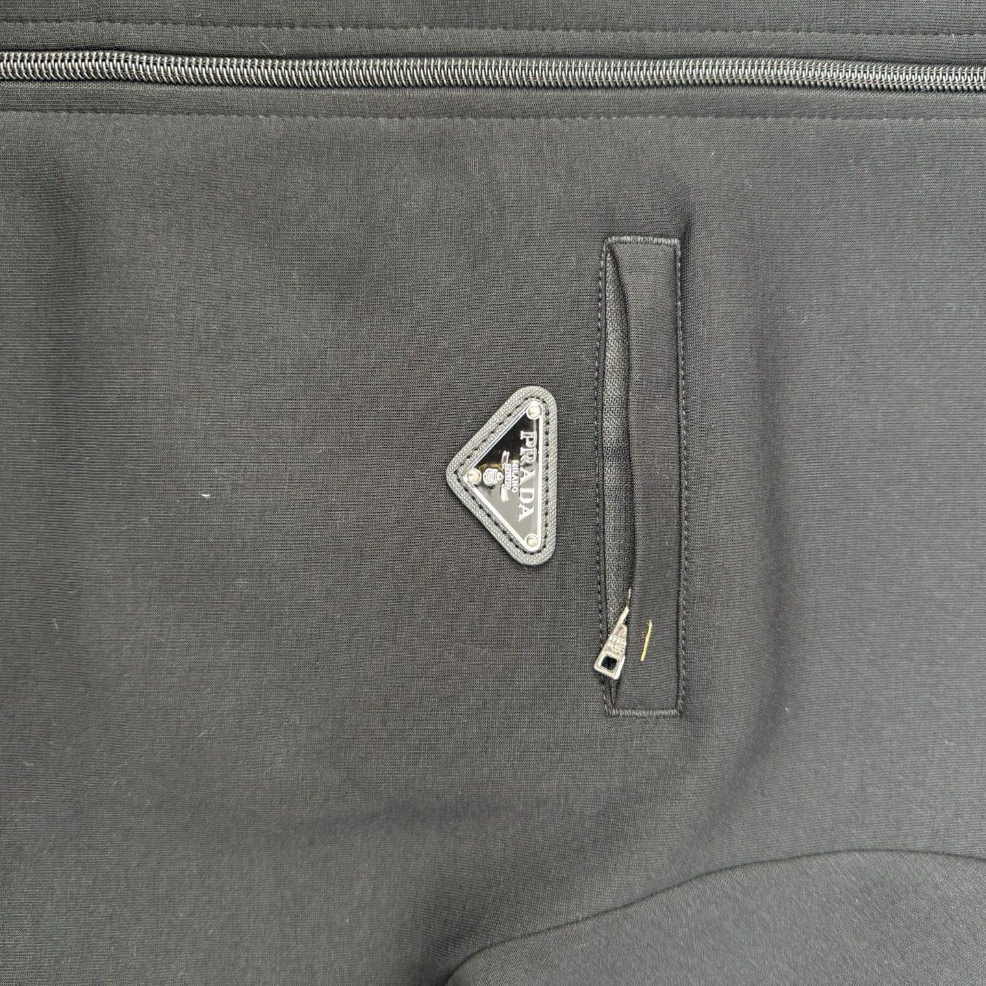 Prada 25SS Black Zip-Up Jacket with Triangle Logo - Stylish & Comfortable 7 i1760891670529 7029 0 6
