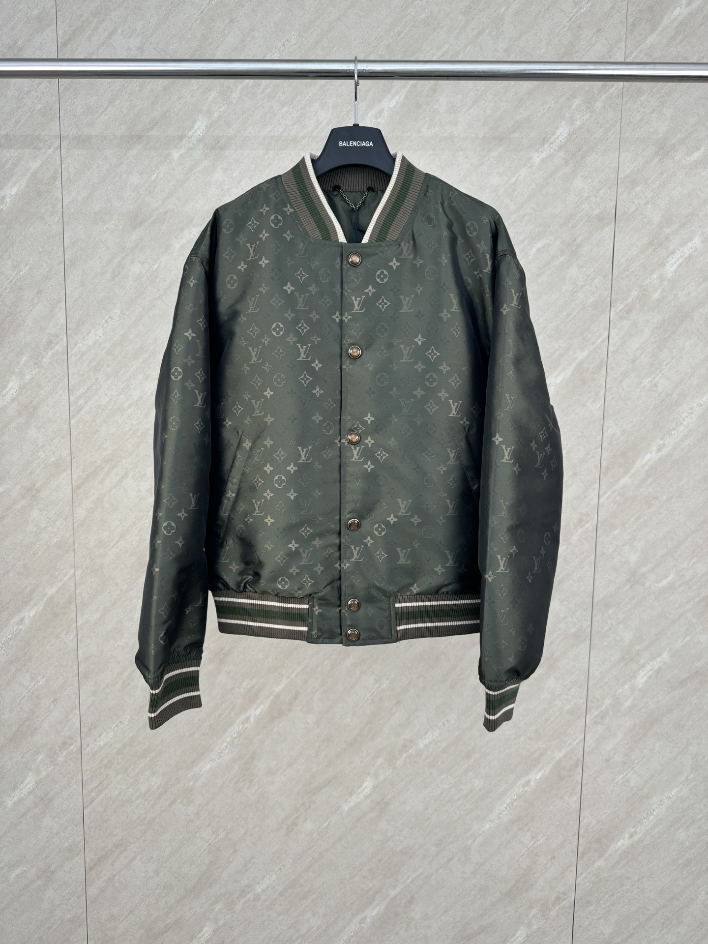 _dwq9sv6Vmu0vkF_BhfkqZkhsWsy5FYtz-C9Rs2Q