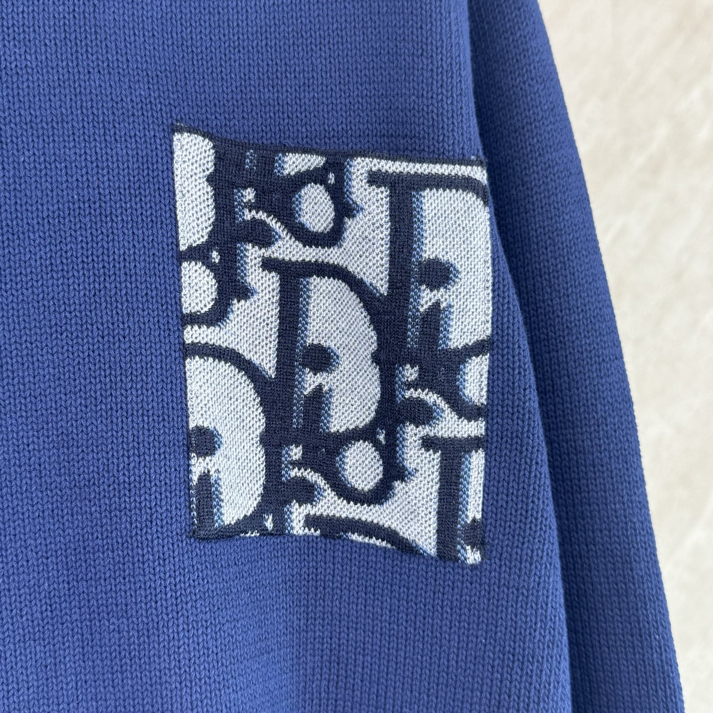 Dior Dior 迪奥 SS26新款 Obilque拼接字母口袋袖肘针织衫毛衣