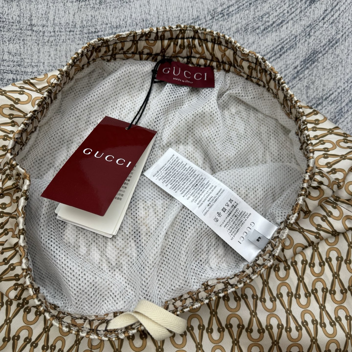 Gucci Gucci 古奇 FW25 马衔扣多色满印印花府绸套装短裤