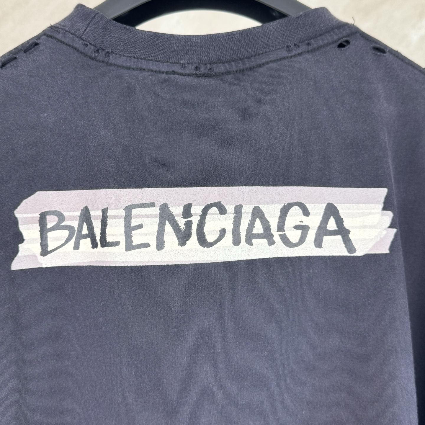 Balenciaga BALENCIAGA 巴黎世家 26SS做旧褪色圆领短袖T恤