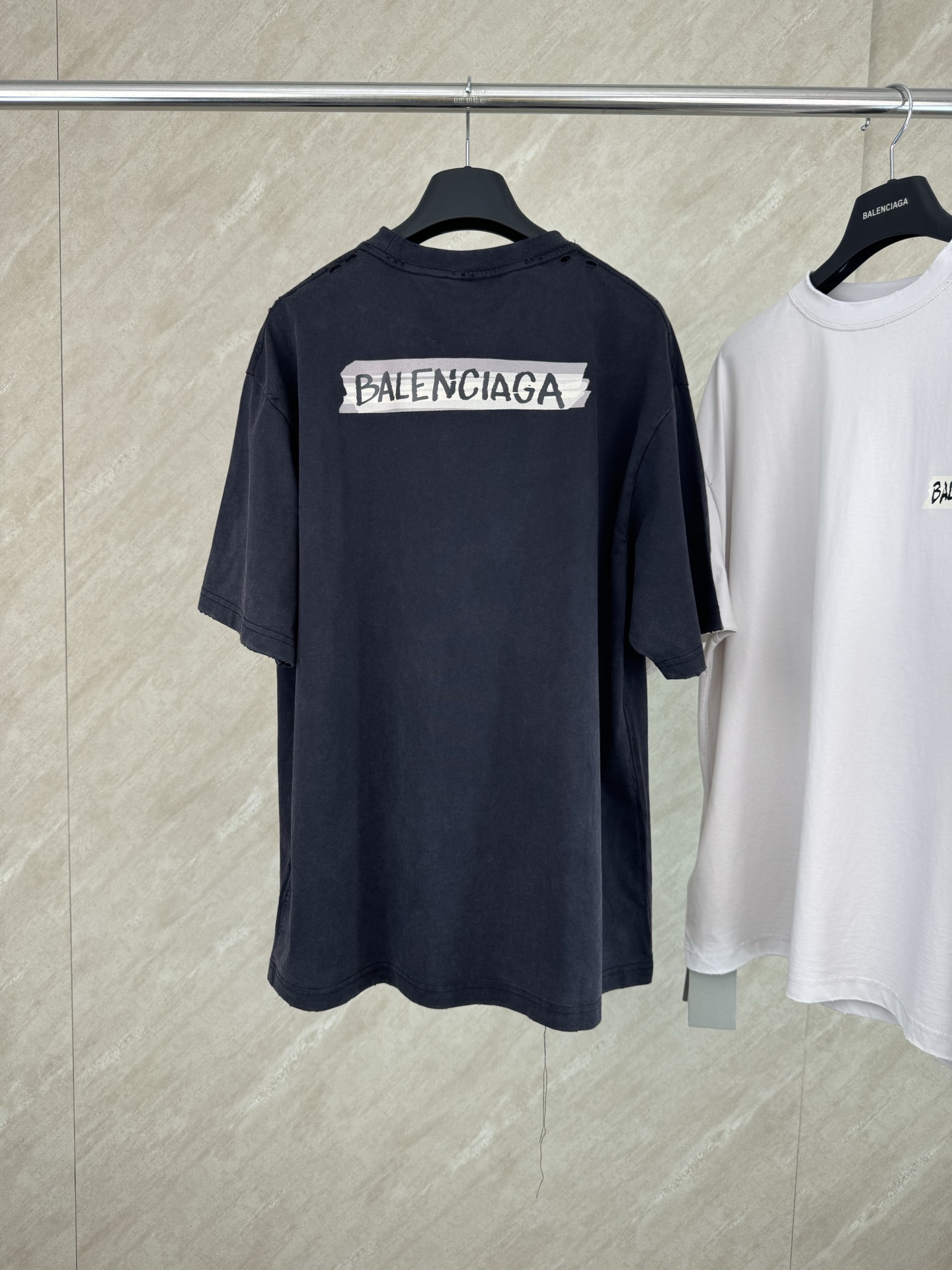 Balenciaga BALENCIAGA 巴黎世家 26SS做旧褪色圆领短袖T恤