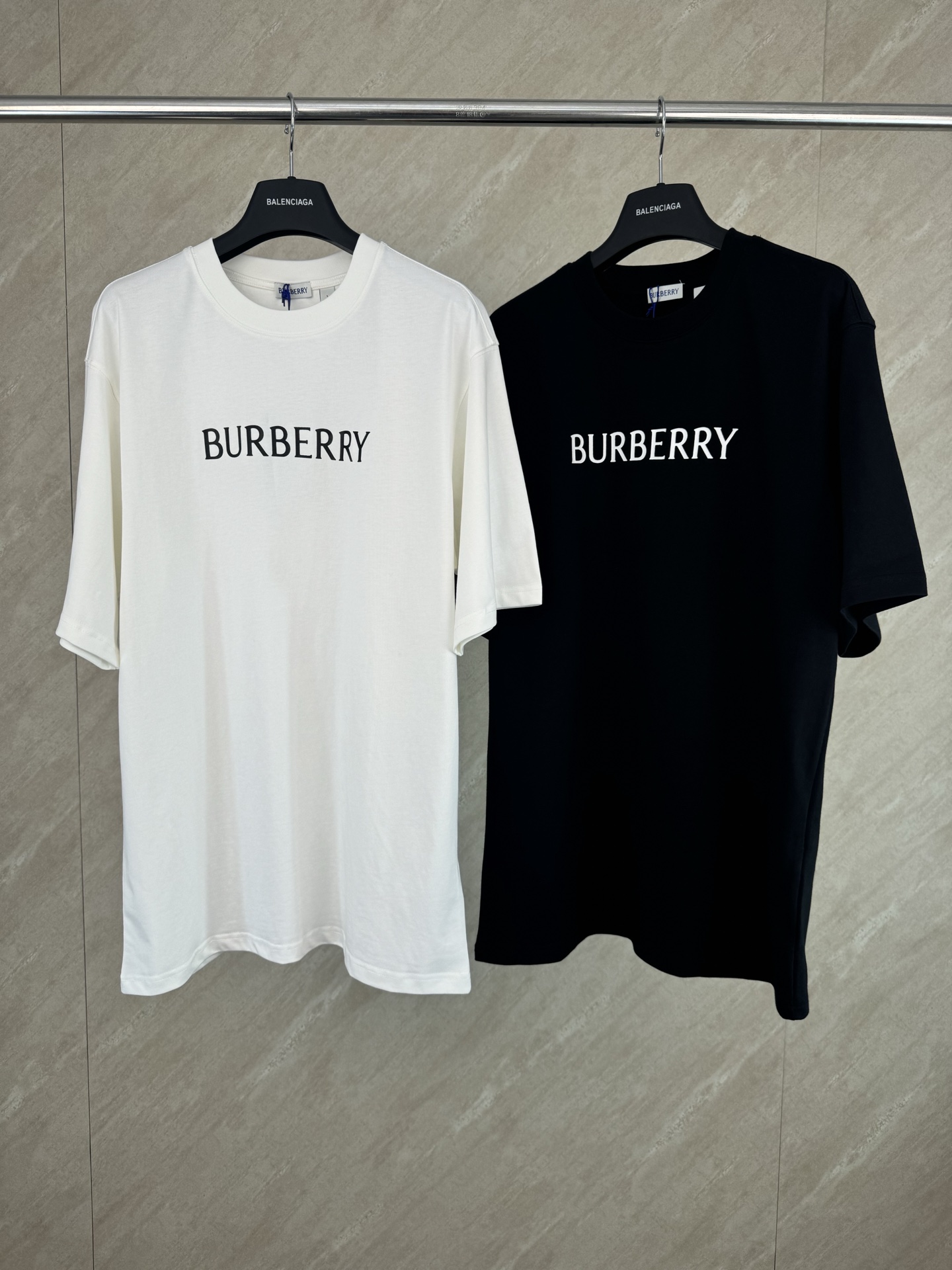 Burberry Burberry 巴宝莉 BBr字母徽标装饰棉质短袖T恤