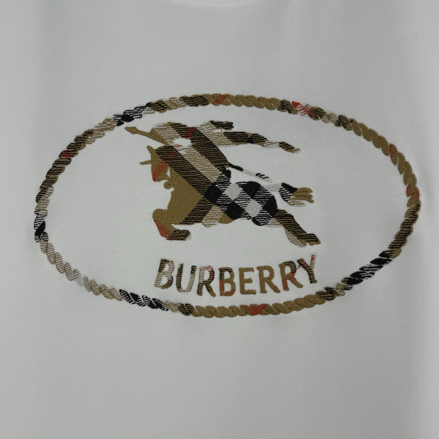 Burberry Burberry 巴宝莉 SS26 格纹骑士马术印章刺绣圆领短袖T恤