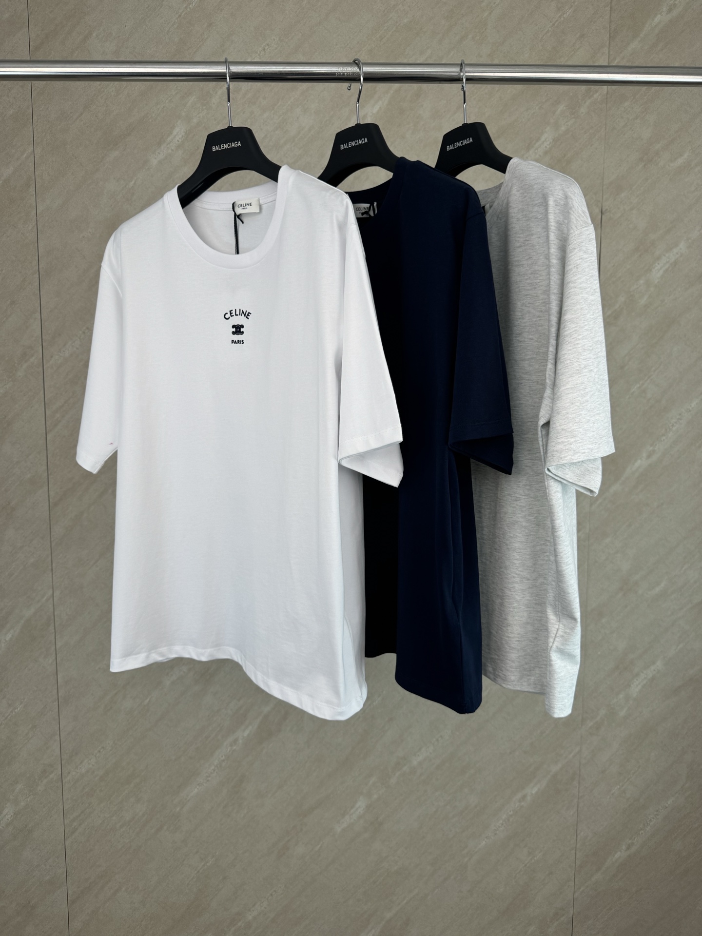 Celine Celine 赛琳 SS26 凯旋门字母标识刺绣短袖T恤