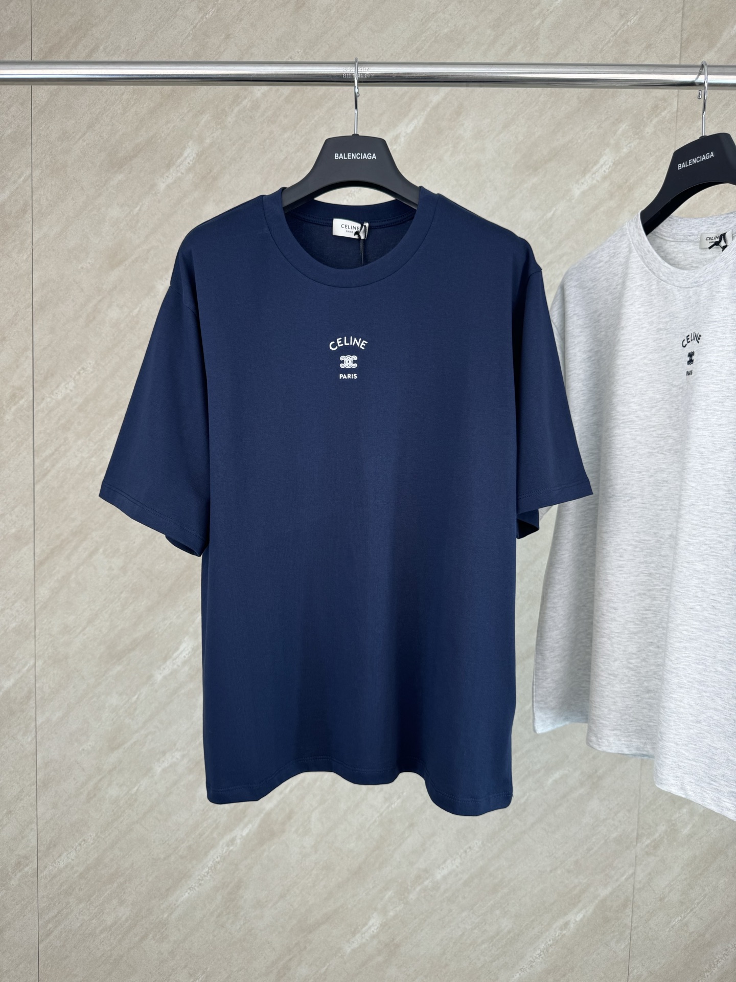 Celine Celine 赛琳 SS26 凯旋门字母标识刺绣短袖T恤