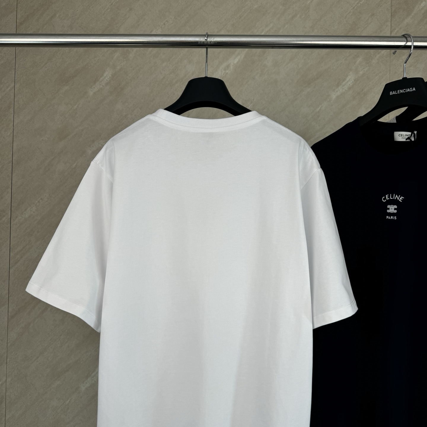 Celine Celine 赛琳 SS26 凯旋门字母标识刺绣短袖T恤