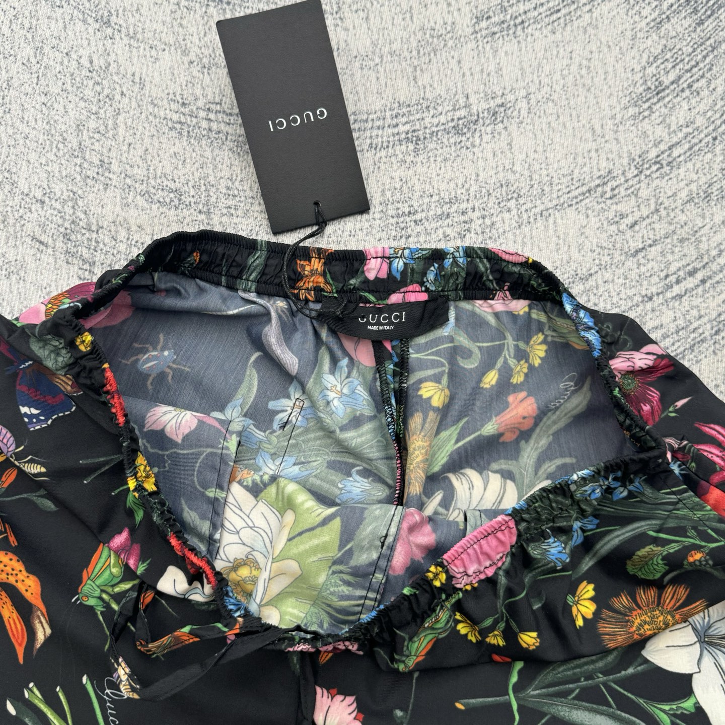 Gucci Gucci 古奇 SS26 春夏新款满印花卉印花府绸度假休闲套装短裤
