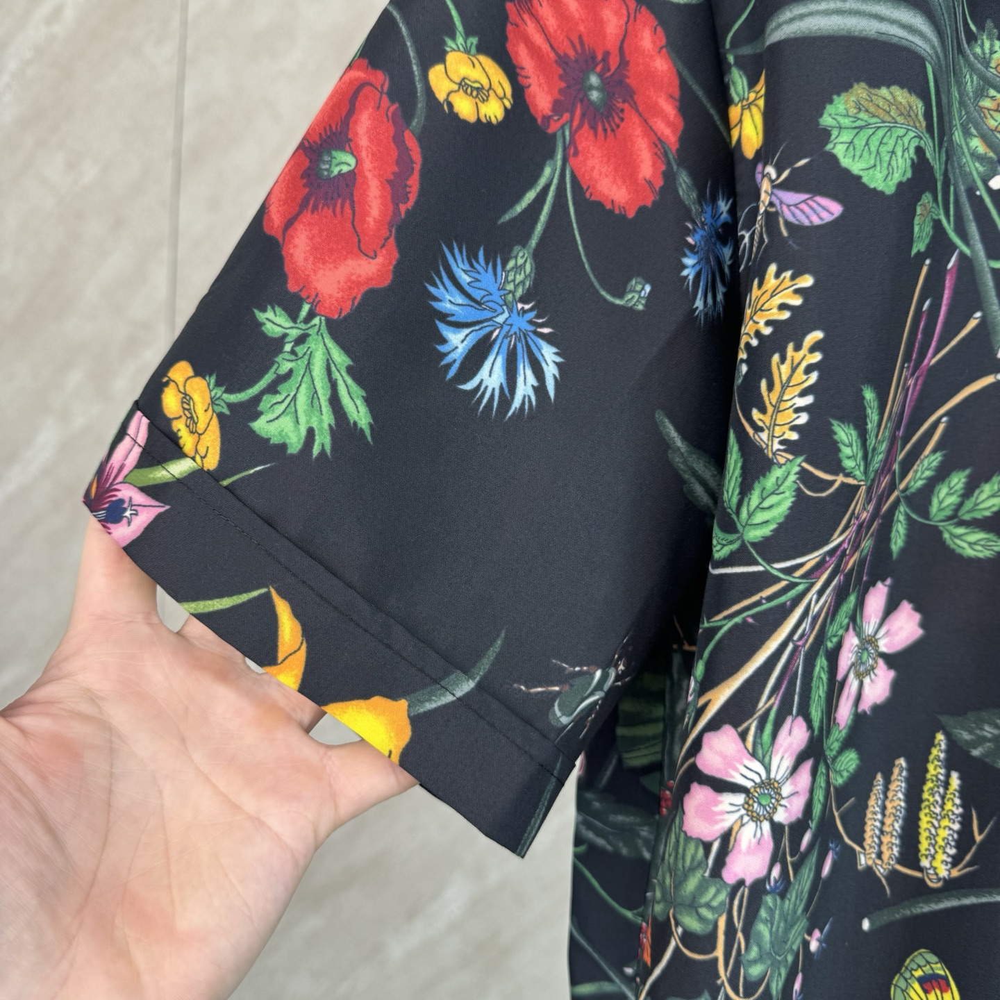 Gucci Gucci 古奇 SS26 春夏新款满印花卉印花府绸度假休闲套装短袖衬衫