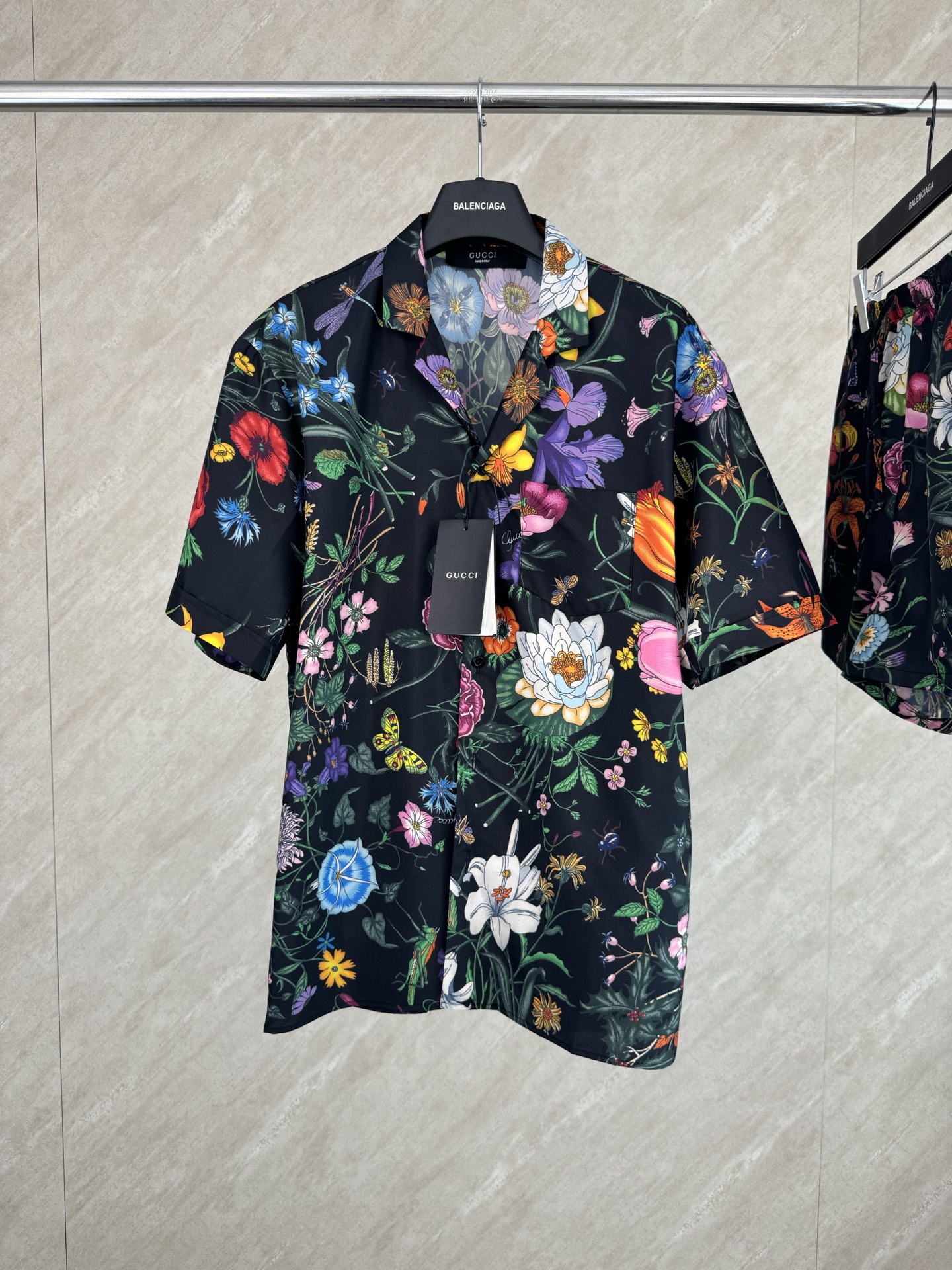 Gucci Gucci 古奇 SS26 春夏新款满印花卉印花府绸度假休闲套装短袖衬衫