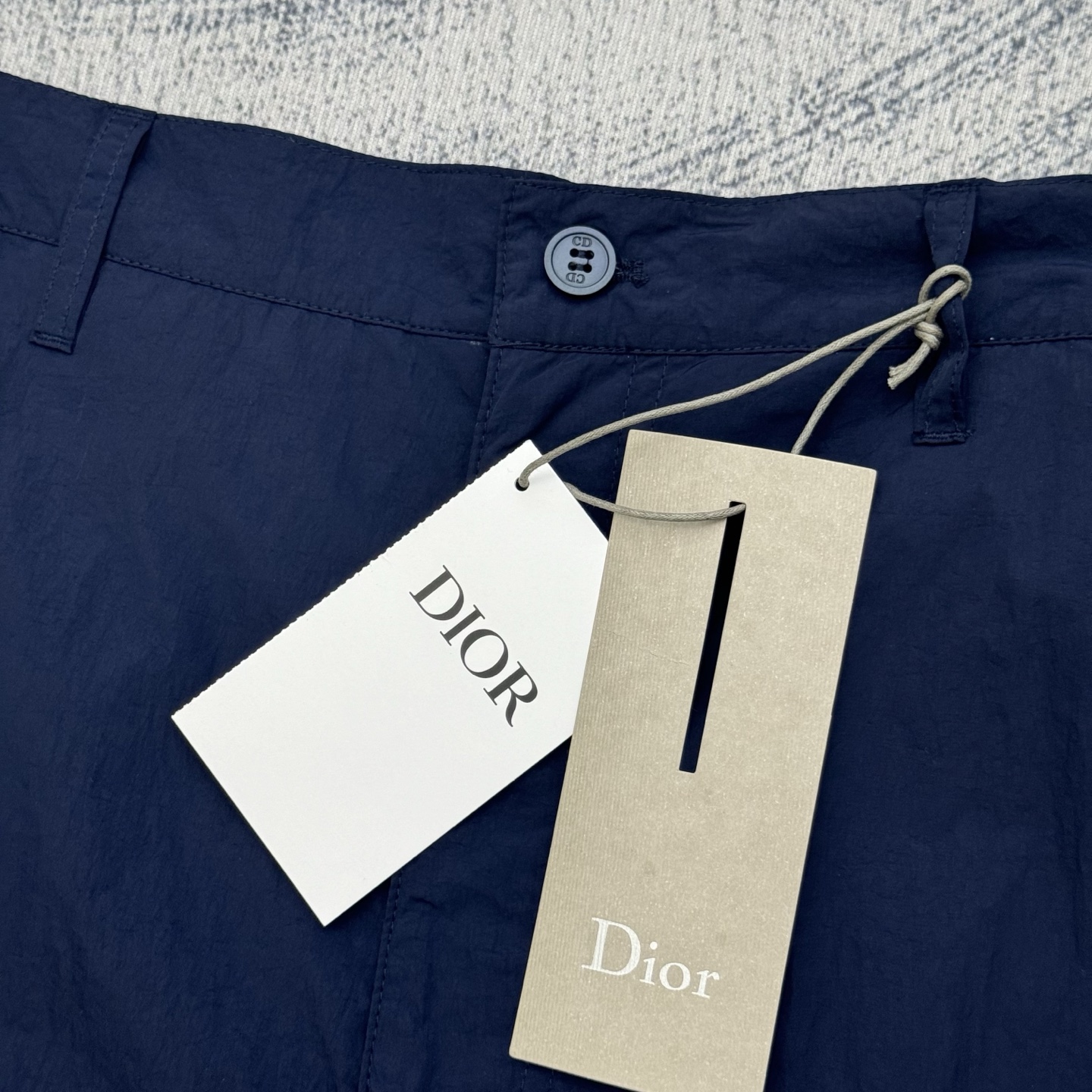 Dior Dior 迪奥 SS26 春夏新款纯色梭织休闲短裤