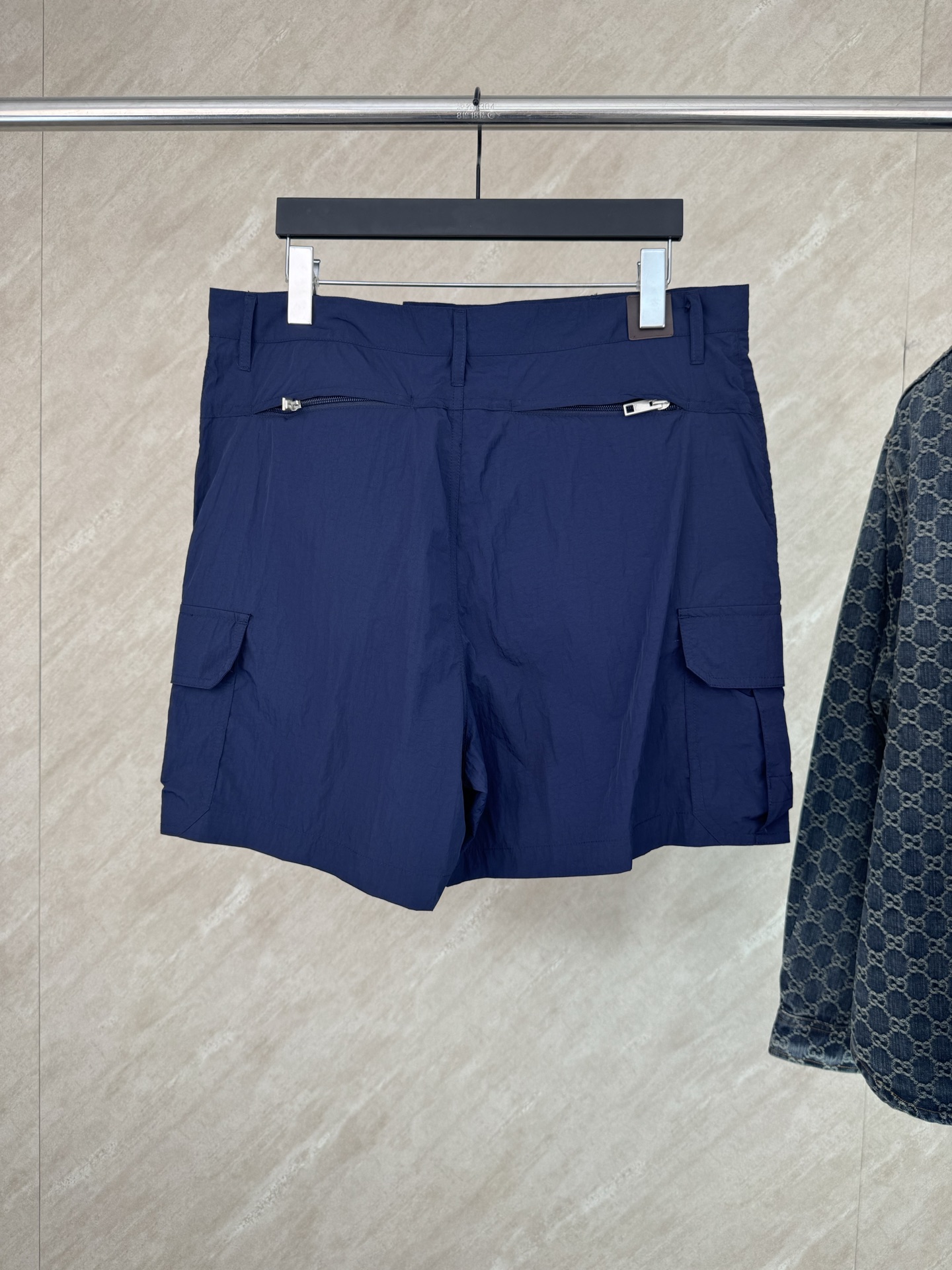 Dior Dior 迪奥 SS26 春夏新款纯色梭织休闲短裤