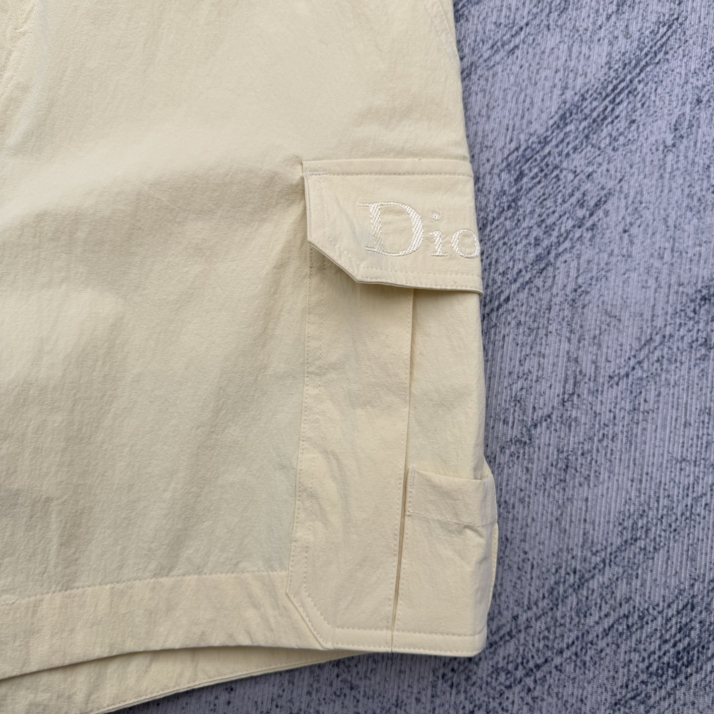 Dior Dior 迪奥 SS26 春夏新款纯色梭织休闲短裤
