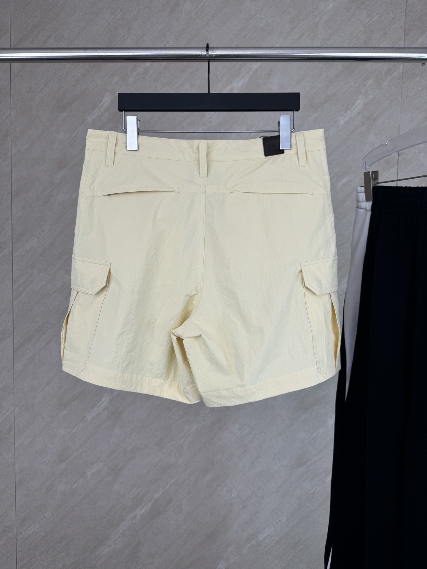Dior Dior 迪奥 SS26 春夏新款纯色梭织休闲短裤