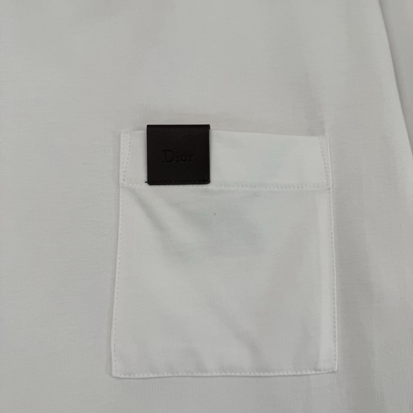 Dior Dior 迪奥 SS26 做旧皮标口袋短袖T恤