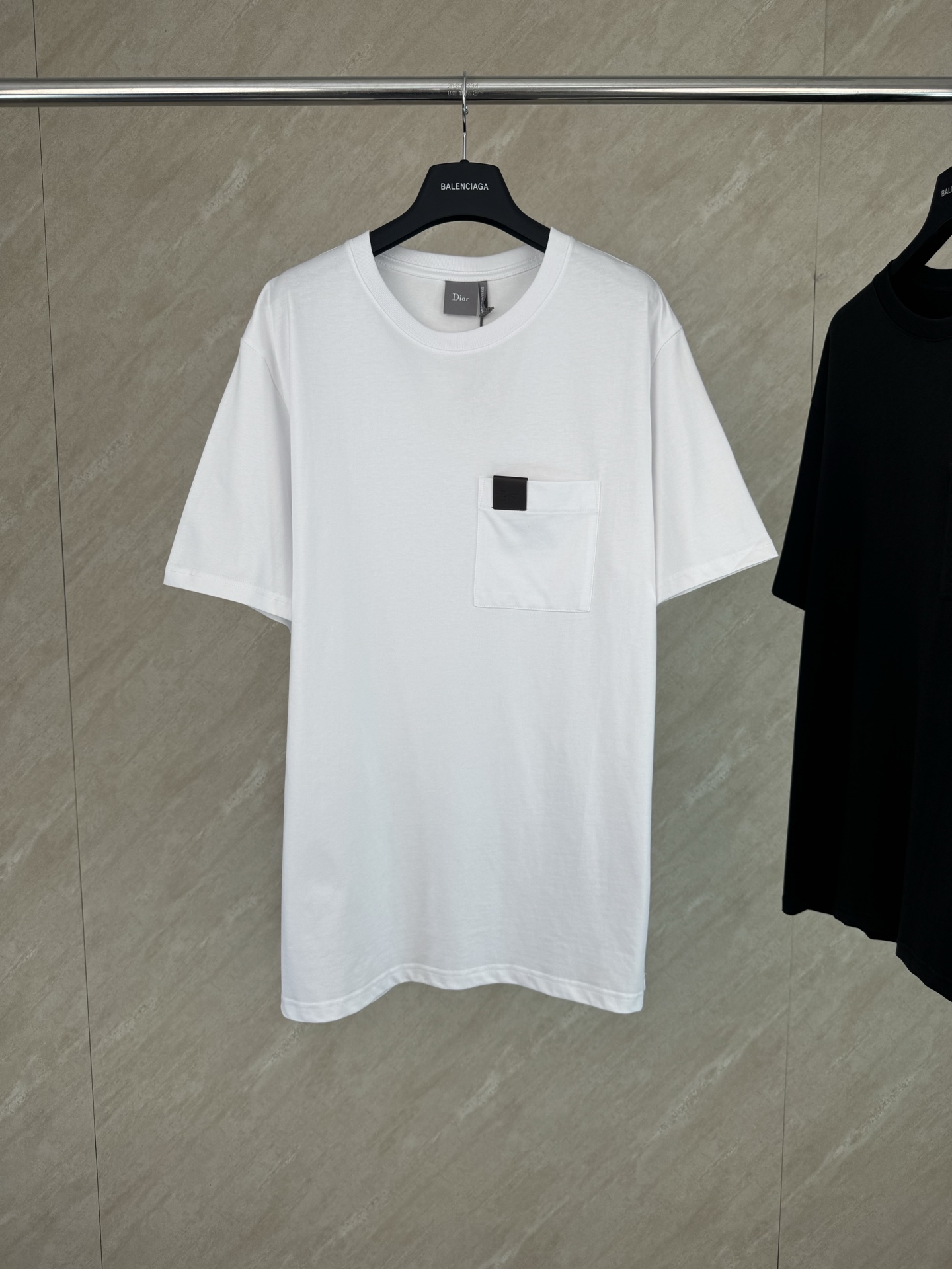Dior Dior 迪奥 SS26 做旧皮标口袋短袖T恤