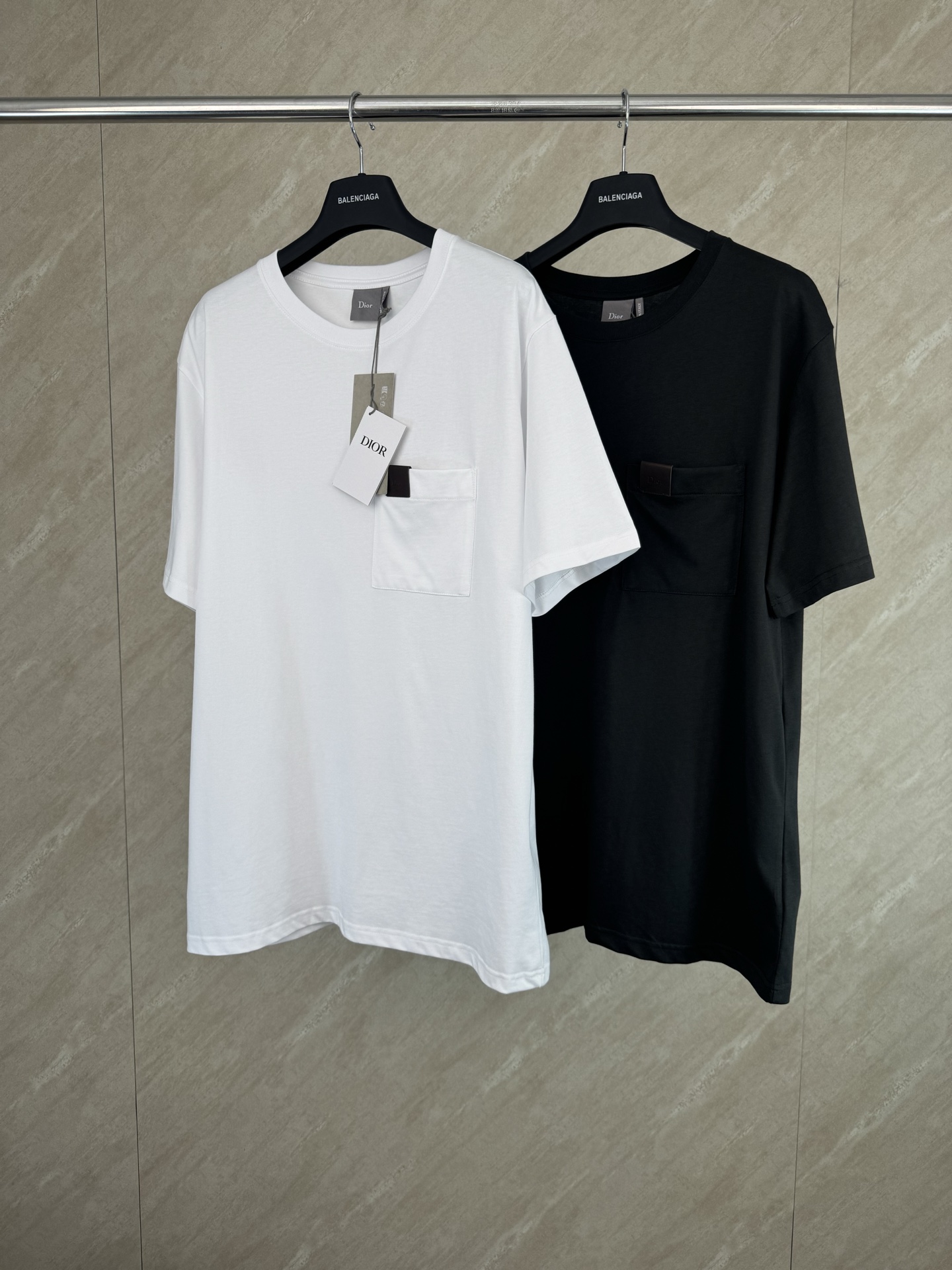 Dior Dior 迪奥 SS26 做旧皮标口袋短袖T恤