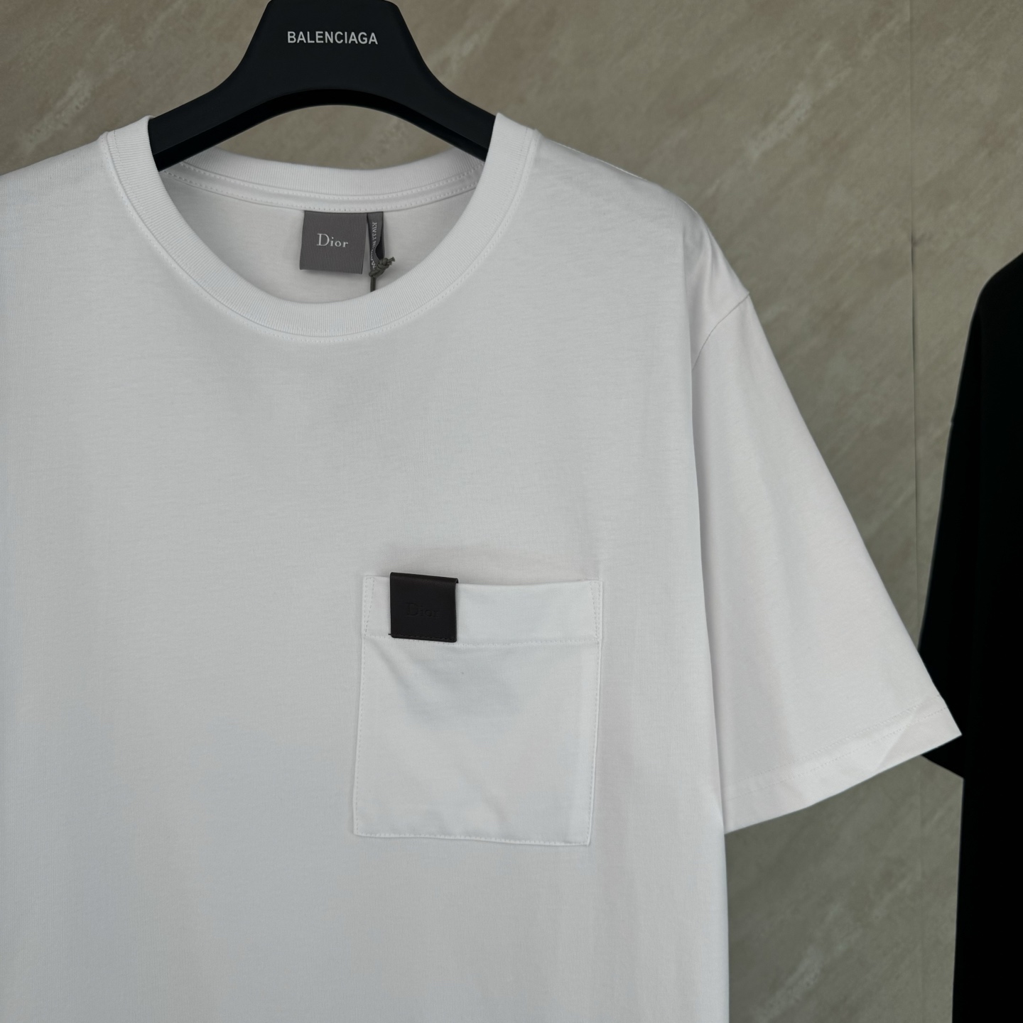 Dior Dior 迪奥 SS26 做旧皮标口袋短袖T恤