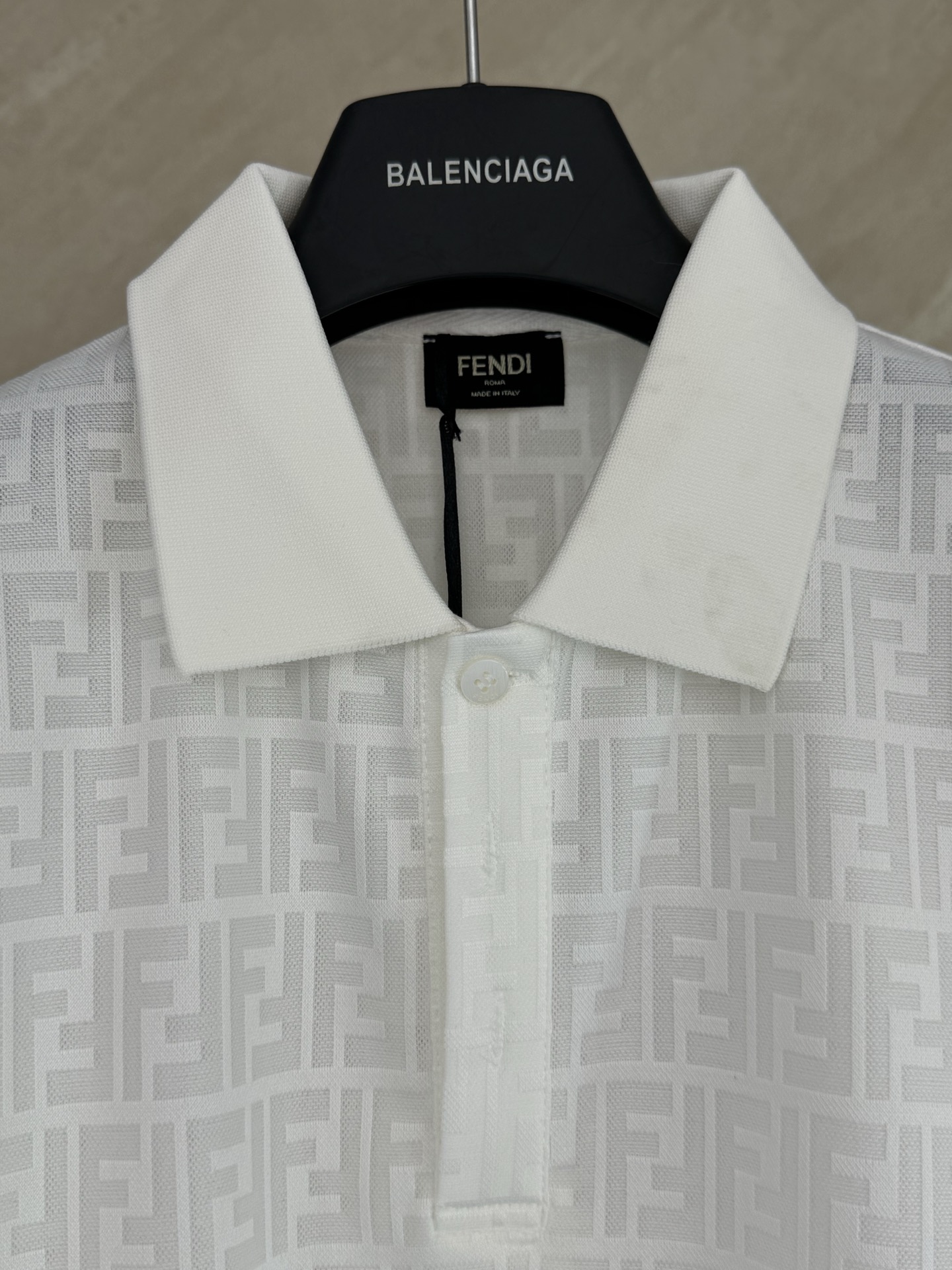 Fendi FENDI 芬迪 26ss 新品春夏满印提花翻领短袖POLO衫
