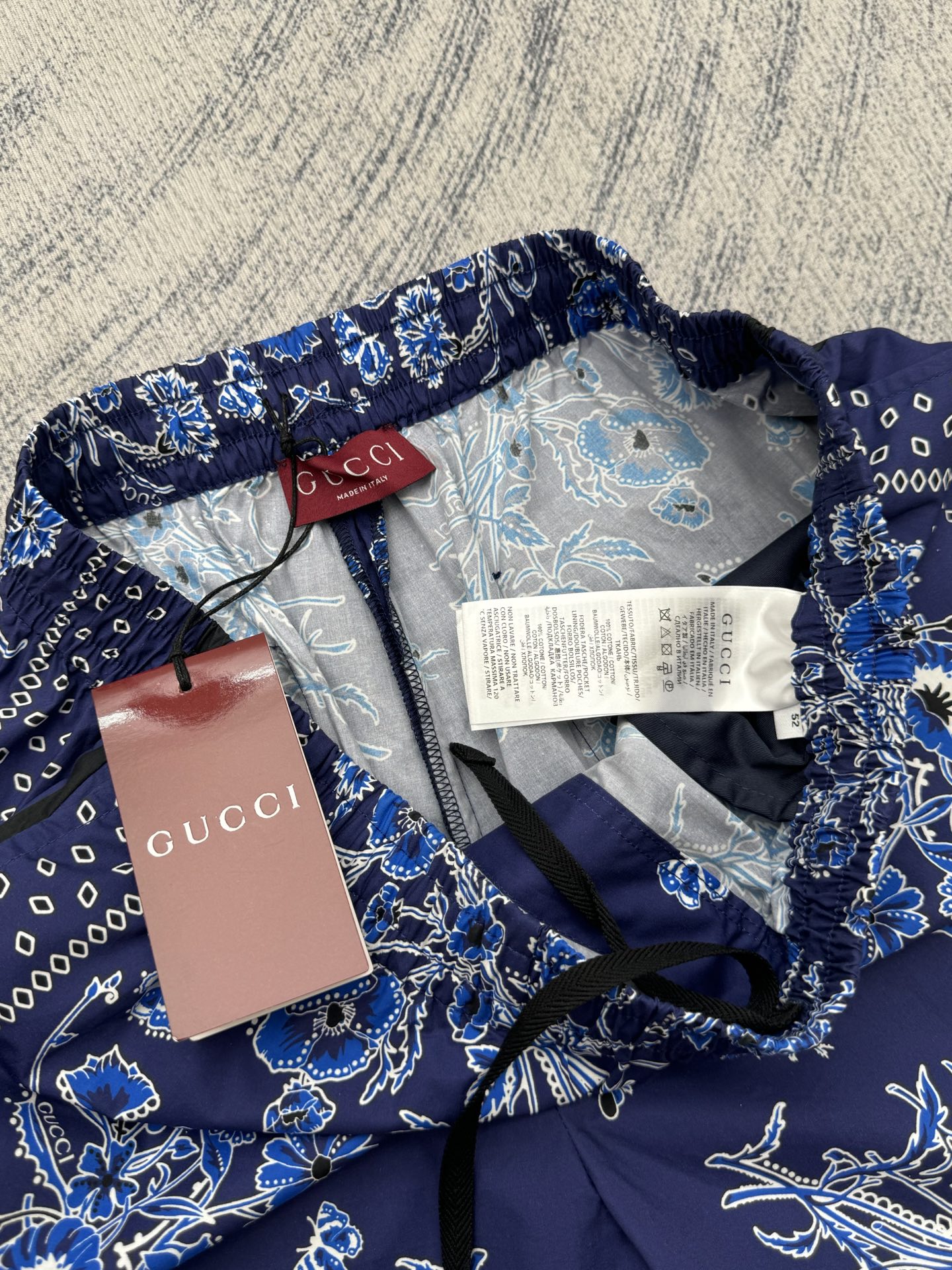 Gucci Gucc 古奇 蓝调佩斯利腰果花卉满印套装短裤
