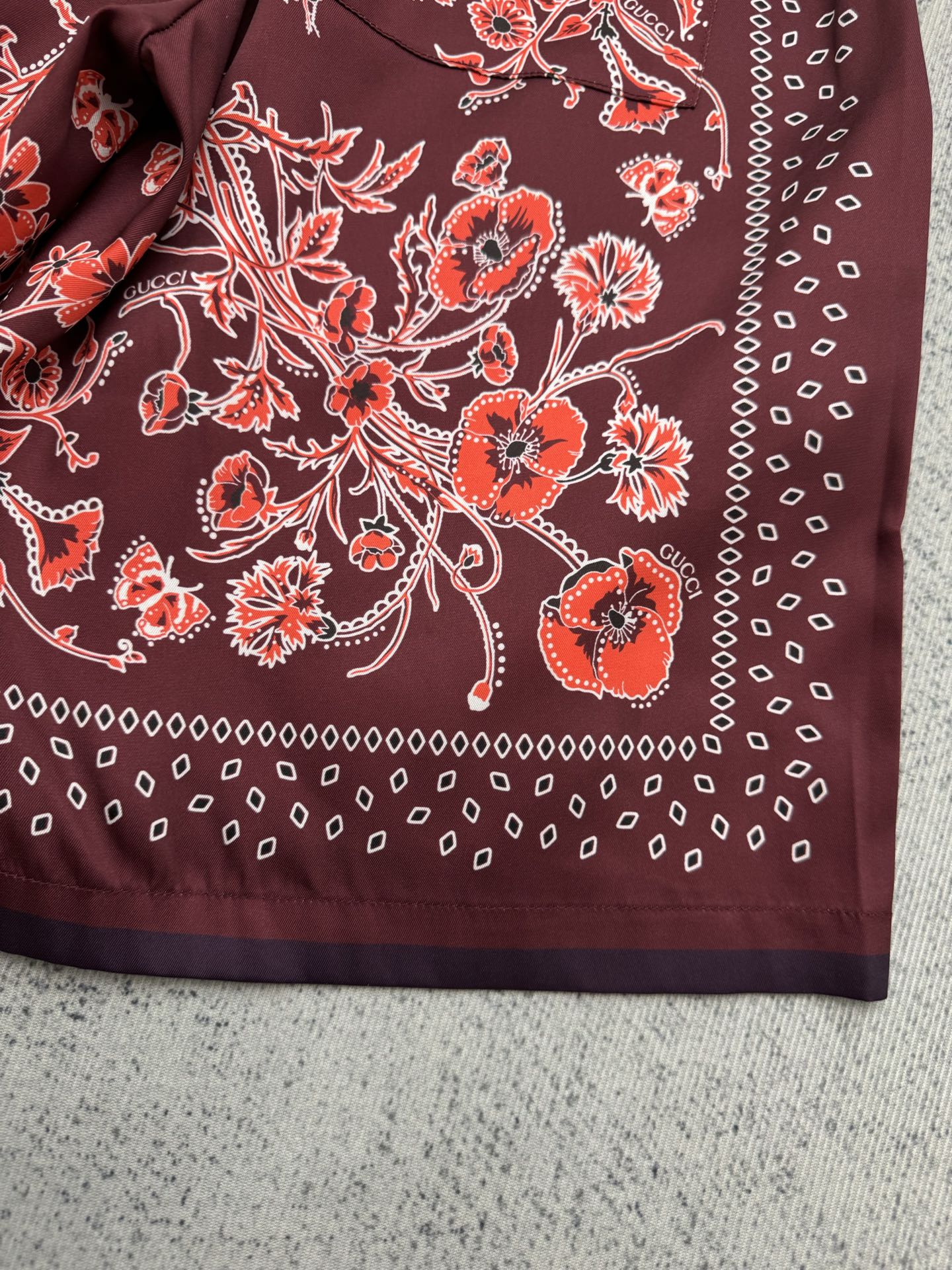 Gucci Gucci 古奇 红罂粟花卉满印套装短裤