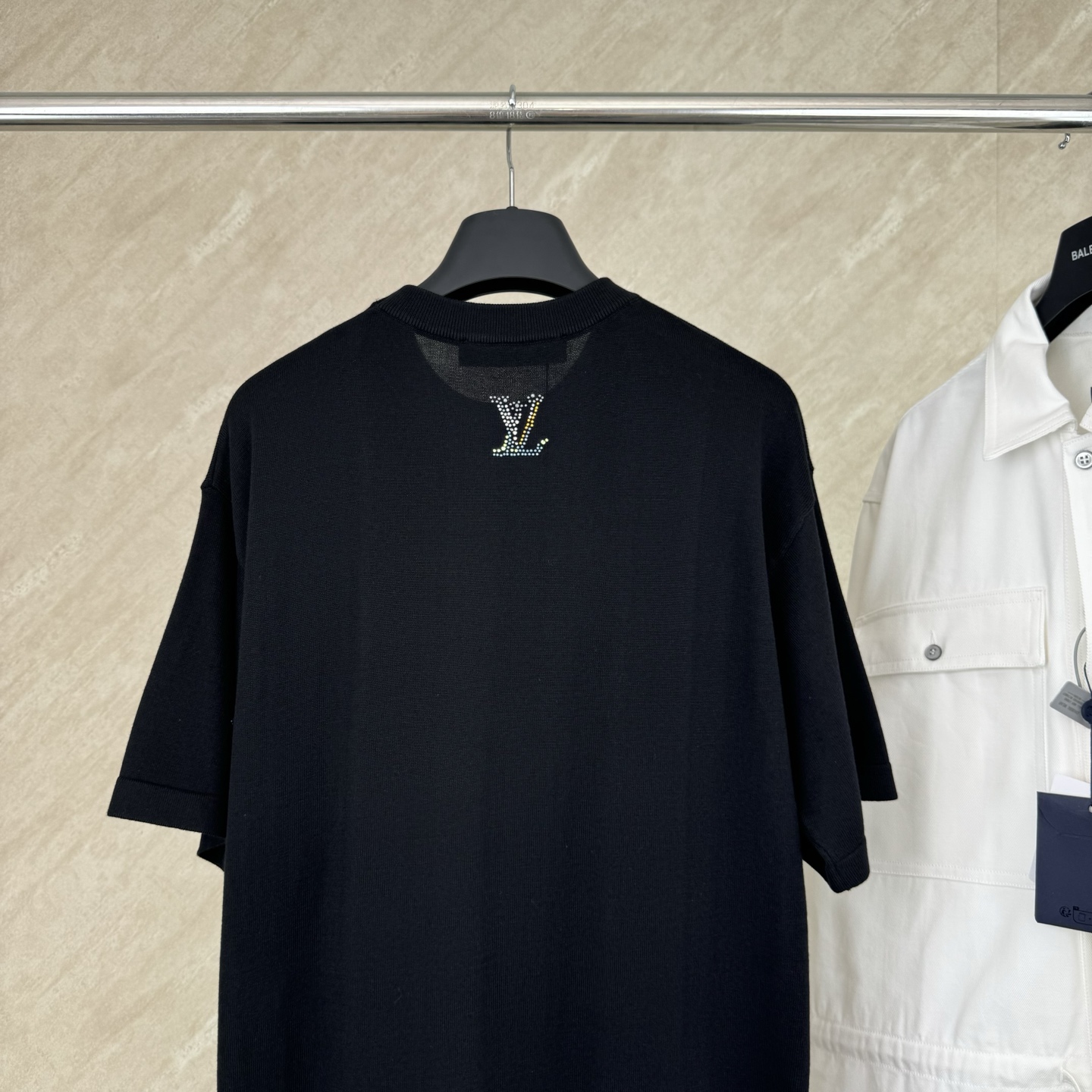 Louis Vuitton 1v SS26 Monogram花卉图案烫钻短袖T恤