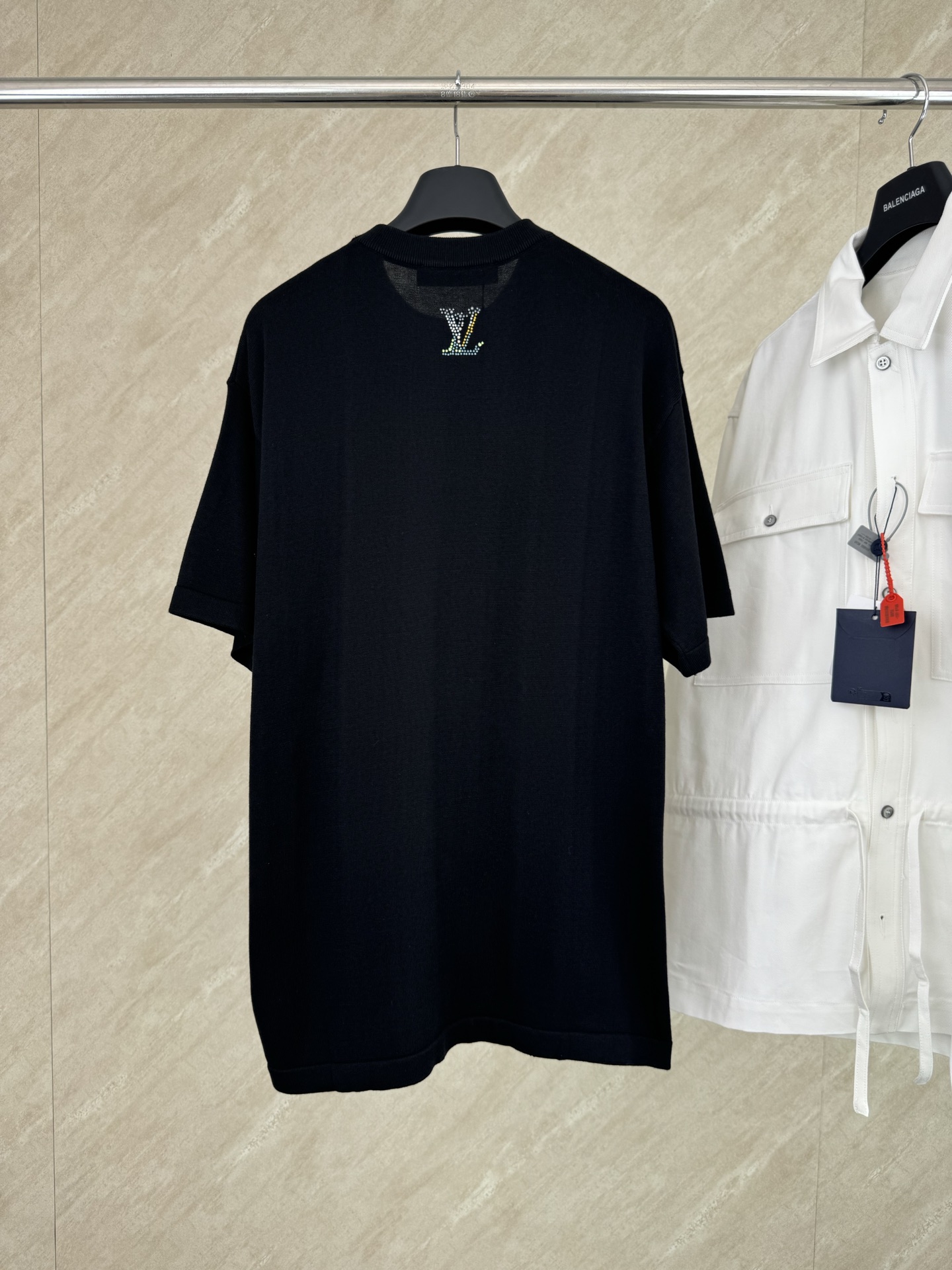 Louis Vuitton 1v SS26 Monogram花卉图案烫钻短袖T恤