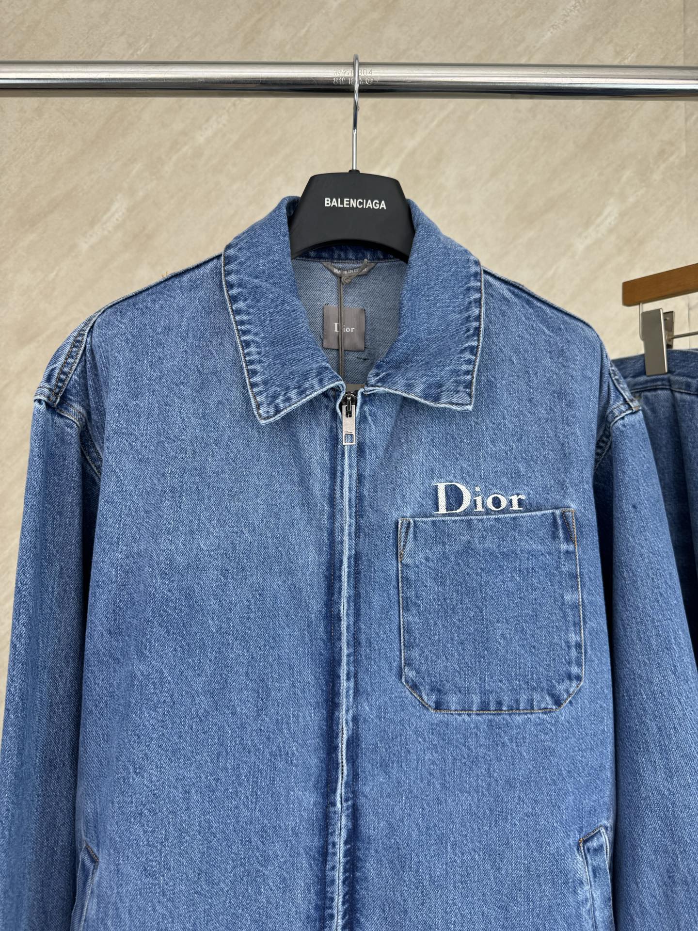 Dior Dior 迪奥 字母标识刺绣水洗牛仔拉链外套