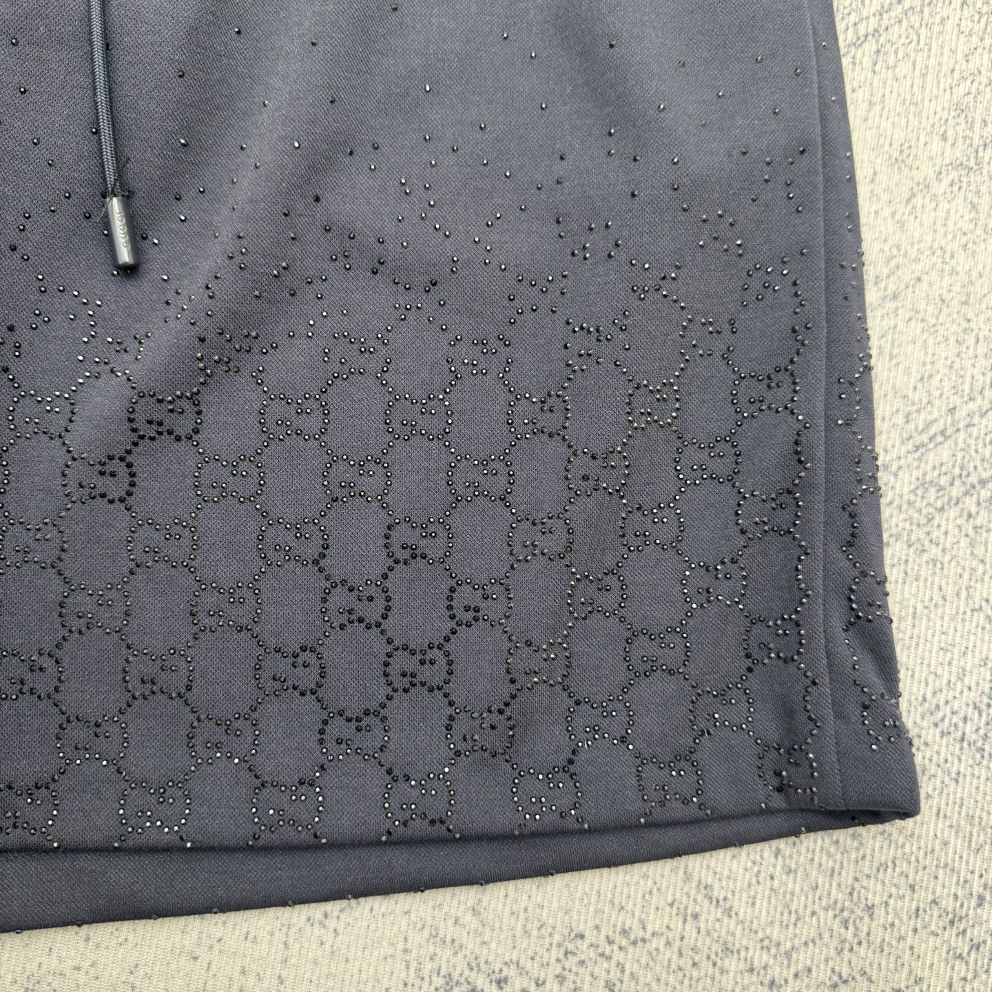 Gucci Gucci 古奇 26ss 烫钻休闲GG饰仿水晶亮片短裤