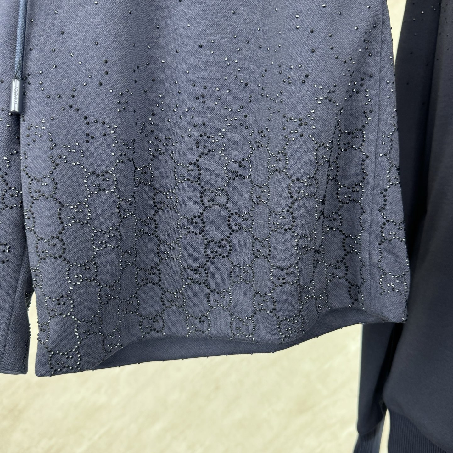 Gucci Gucci 古奇 26ss 烫钻休闲GG饰仿水晶亮片短裤