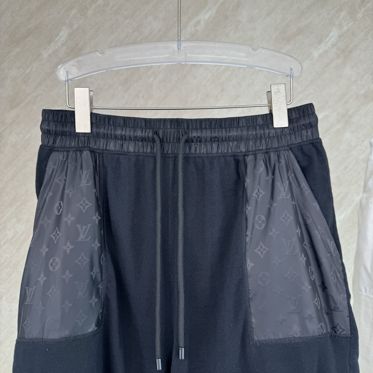 Louis Vuitton 1v SS26 春夏新款 Monogram尼龙口袋针织短裤