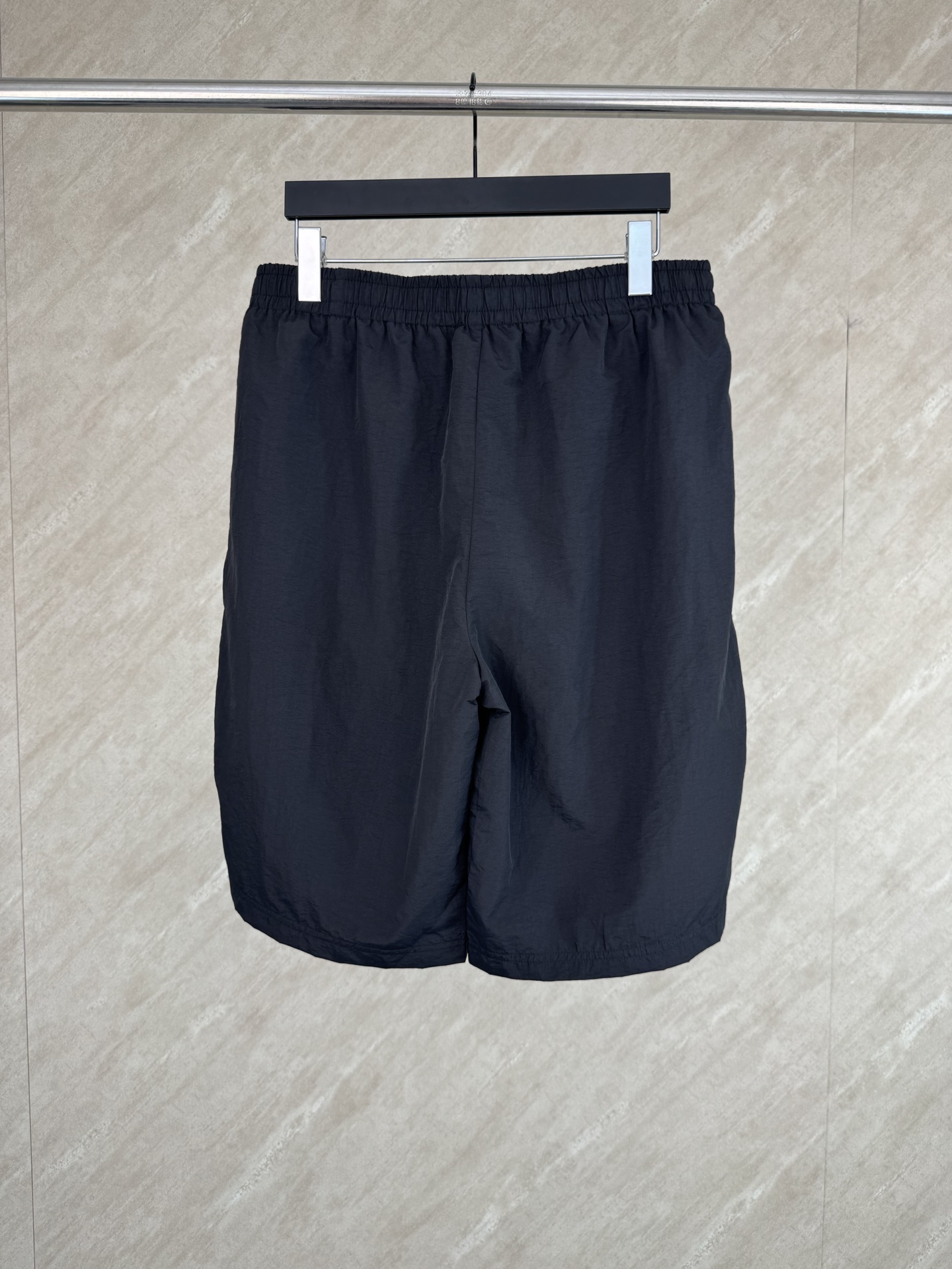 Balenciaga Bal 巴黎世家 环勾字母刺绣弹力梭织短裤