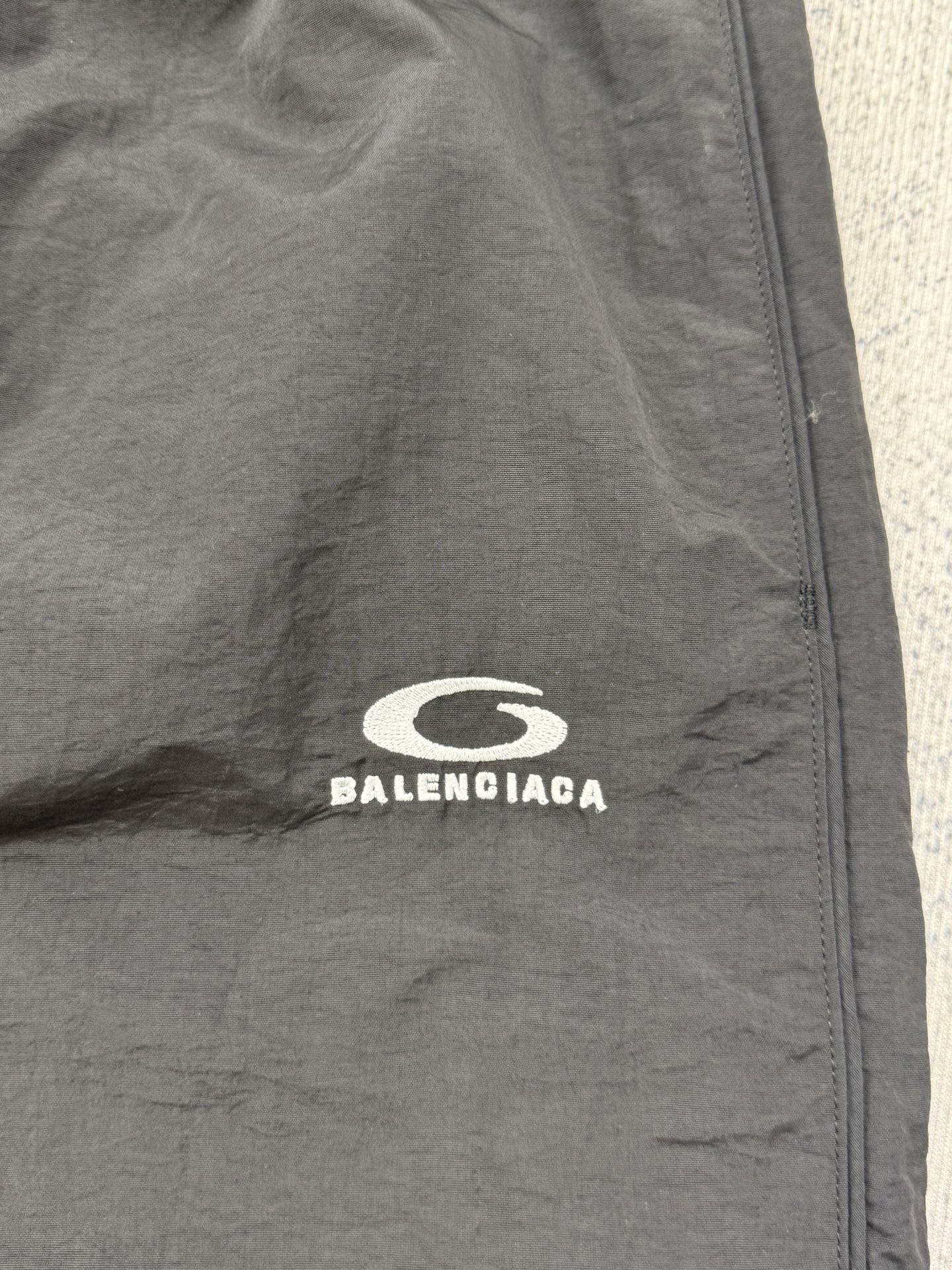 Balenciaga Bal 巴黎世家 环勾字母刺绣弹力梭织短裤