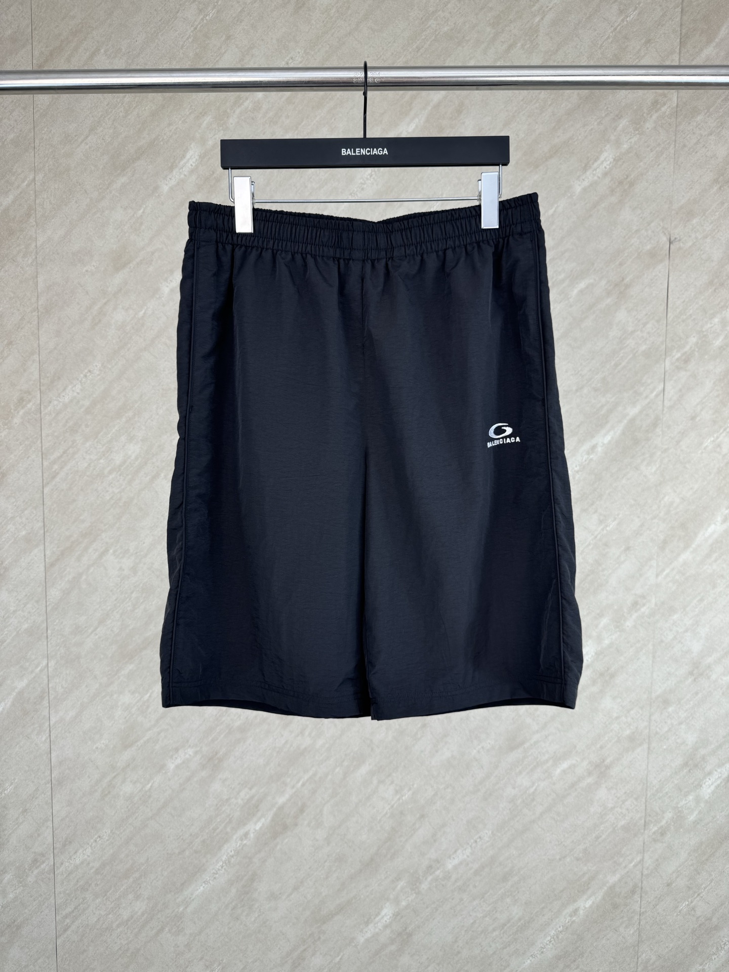 Balenciaga Bal 巴黎世家 环勾字母刺绣弹力梭织短裤