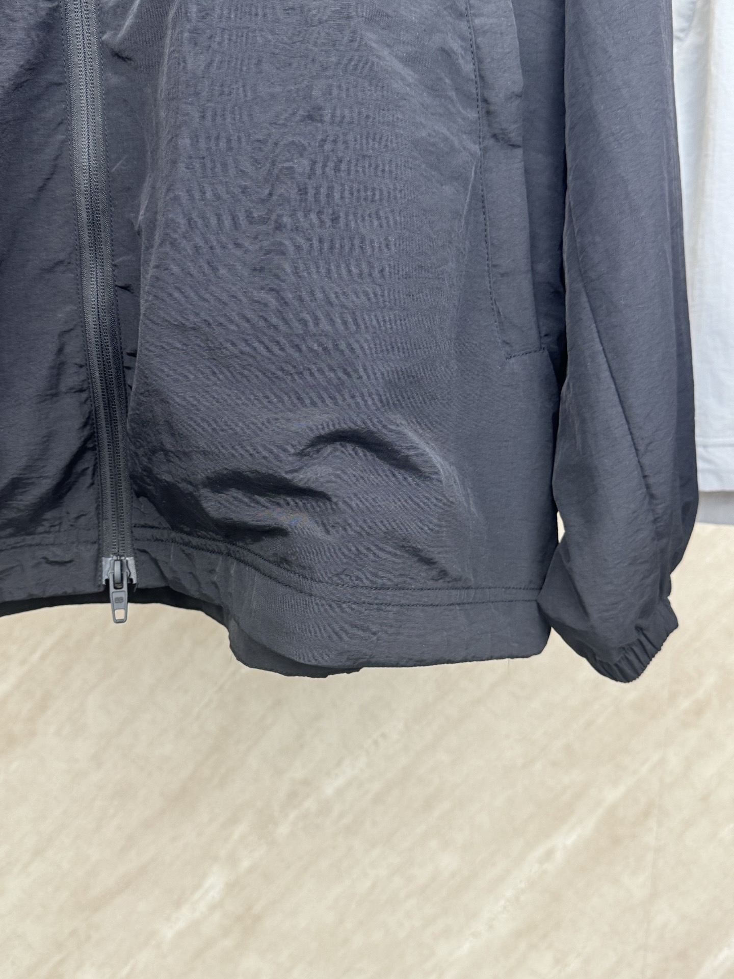 Balenciaga Bal 巴黎世家 环勾字母刺绣弹力梭织上衣外套