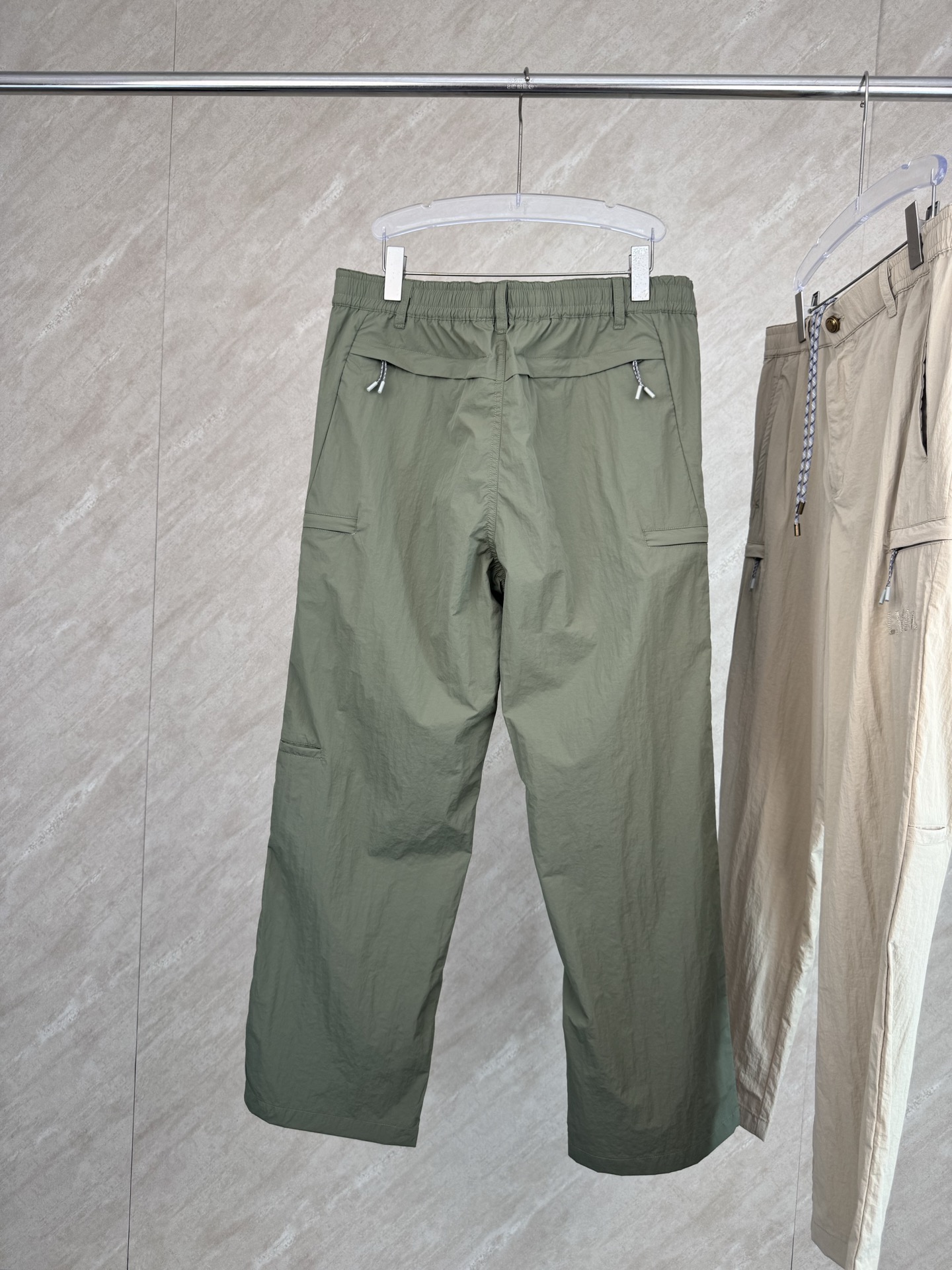 Louis Vuitton 1v SS26 纯色直筒登山工装休闲长裤
