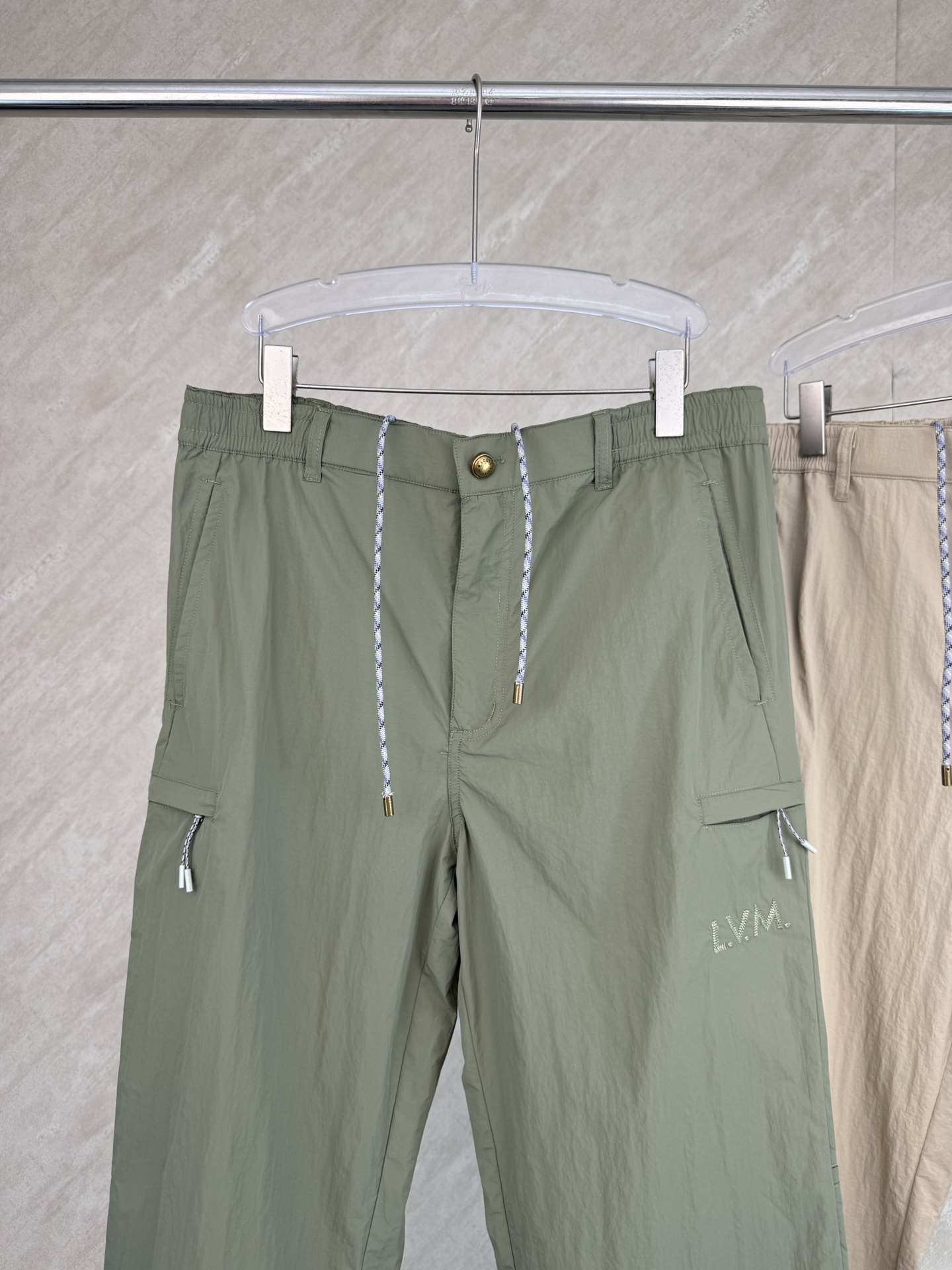 Louis Vuitton 1v SS26 纯色直筒登山工装休闲长裤