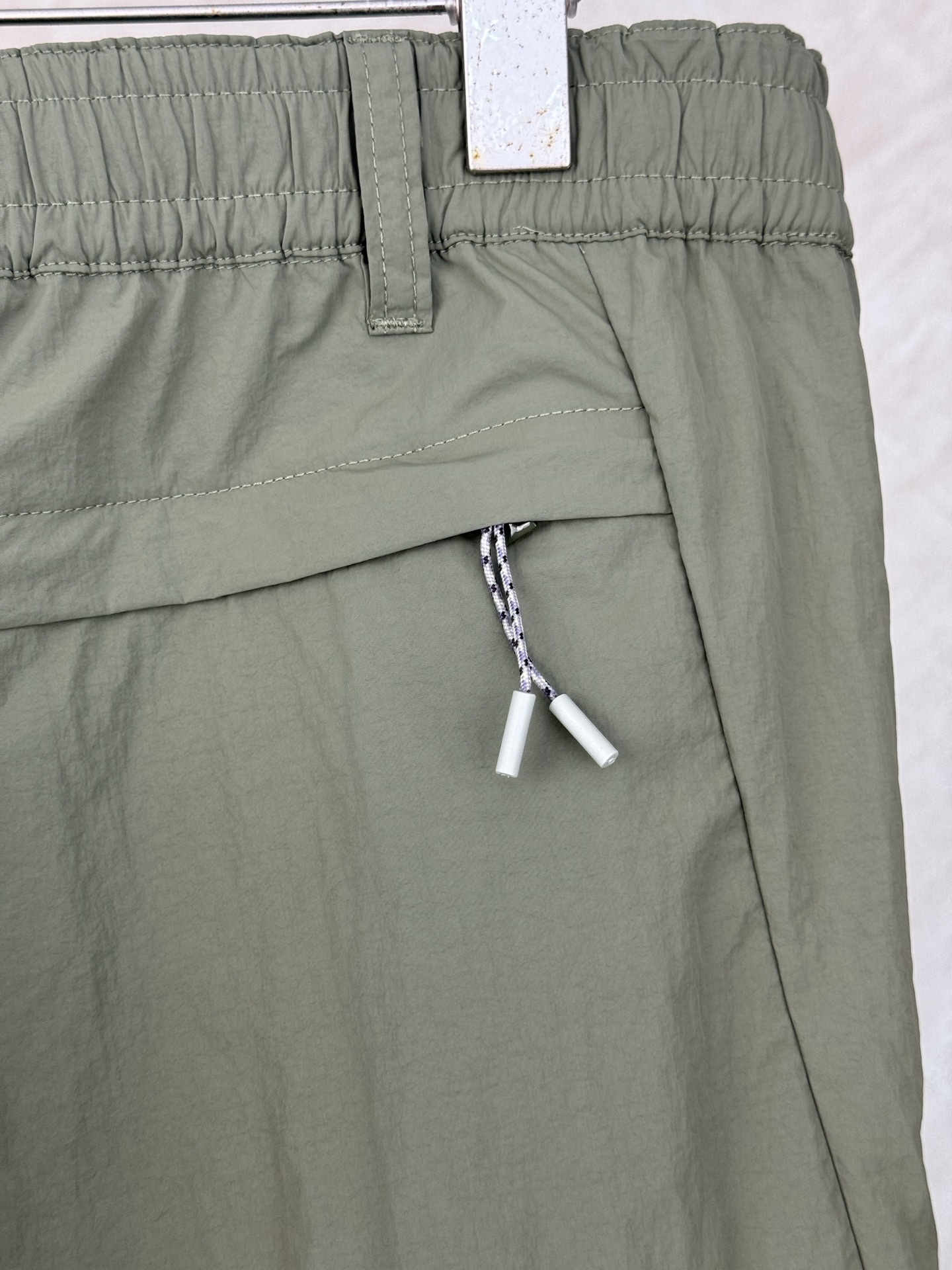 Louis Vuitton 1v SS26 纯色直筒登山工装休闲长裤