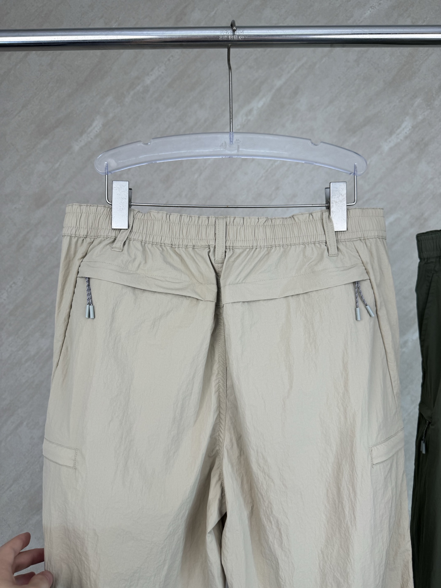 Louis Vuitton 1v SS26 纯色直筒登山工装休闲长裤