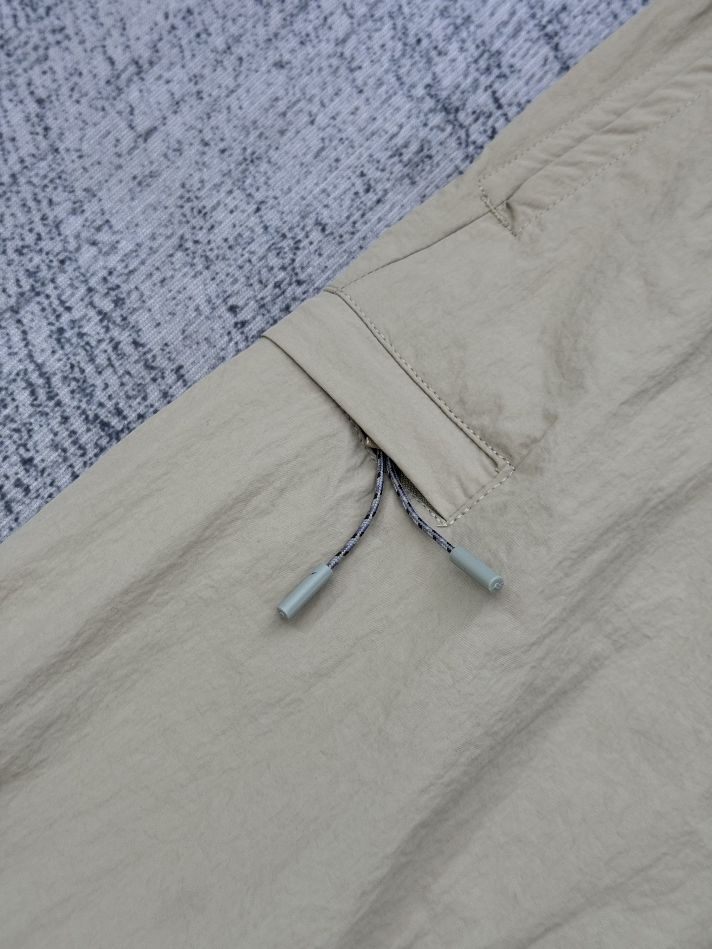 Louis Vuitton 1v SS26 纯色直筒登山工装休闲长裤