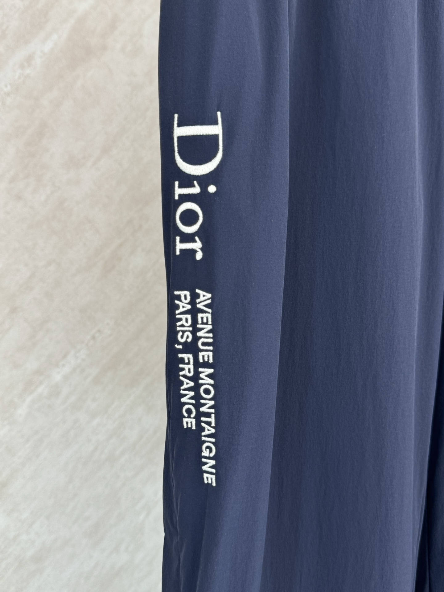 Dior Dior 迪奥 SS26 蒙田大道字母标识刺绣立领拉链夹克尼龙长裤