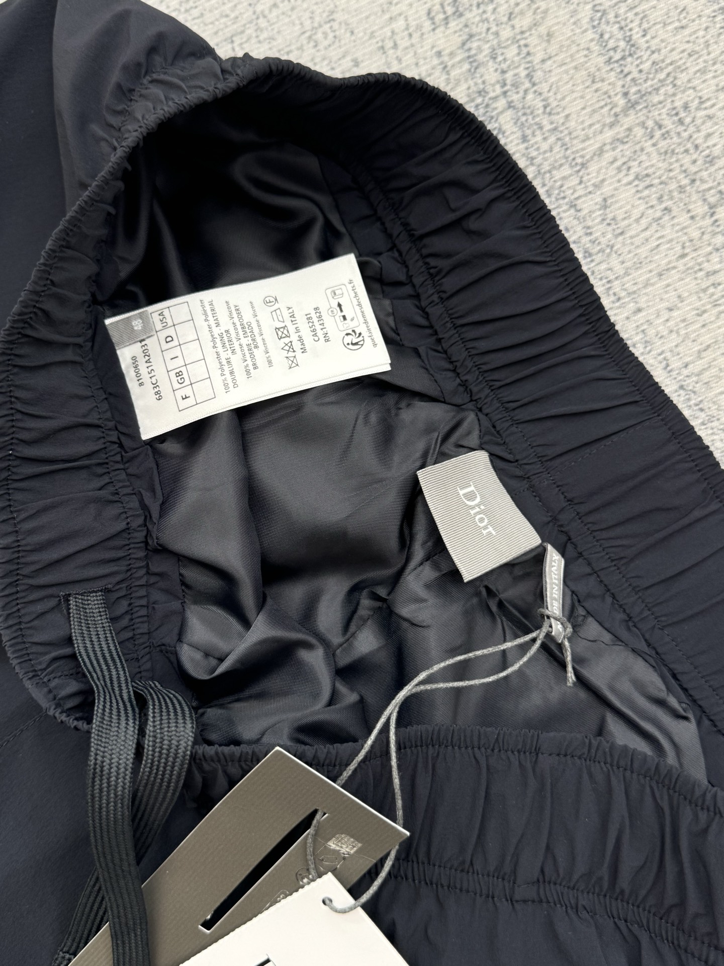 Dior Dior 迪奥 SS26 蒙田大道字母标识刺绣立领拉链夹克尼龙长裤