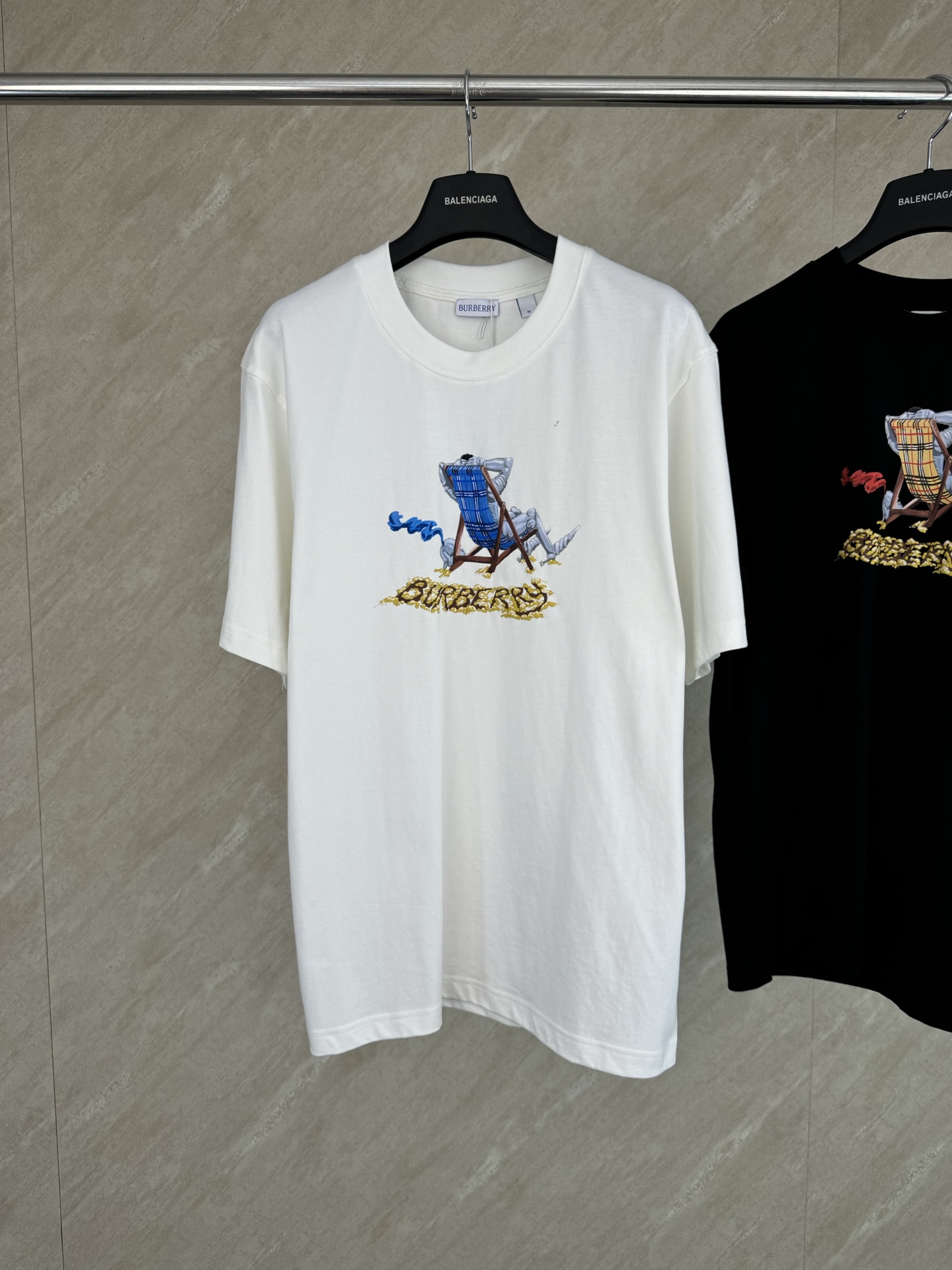 Burberry Burberry 巴宝莉 26ss 新款海滩椅刺绣圆领短袖T恤