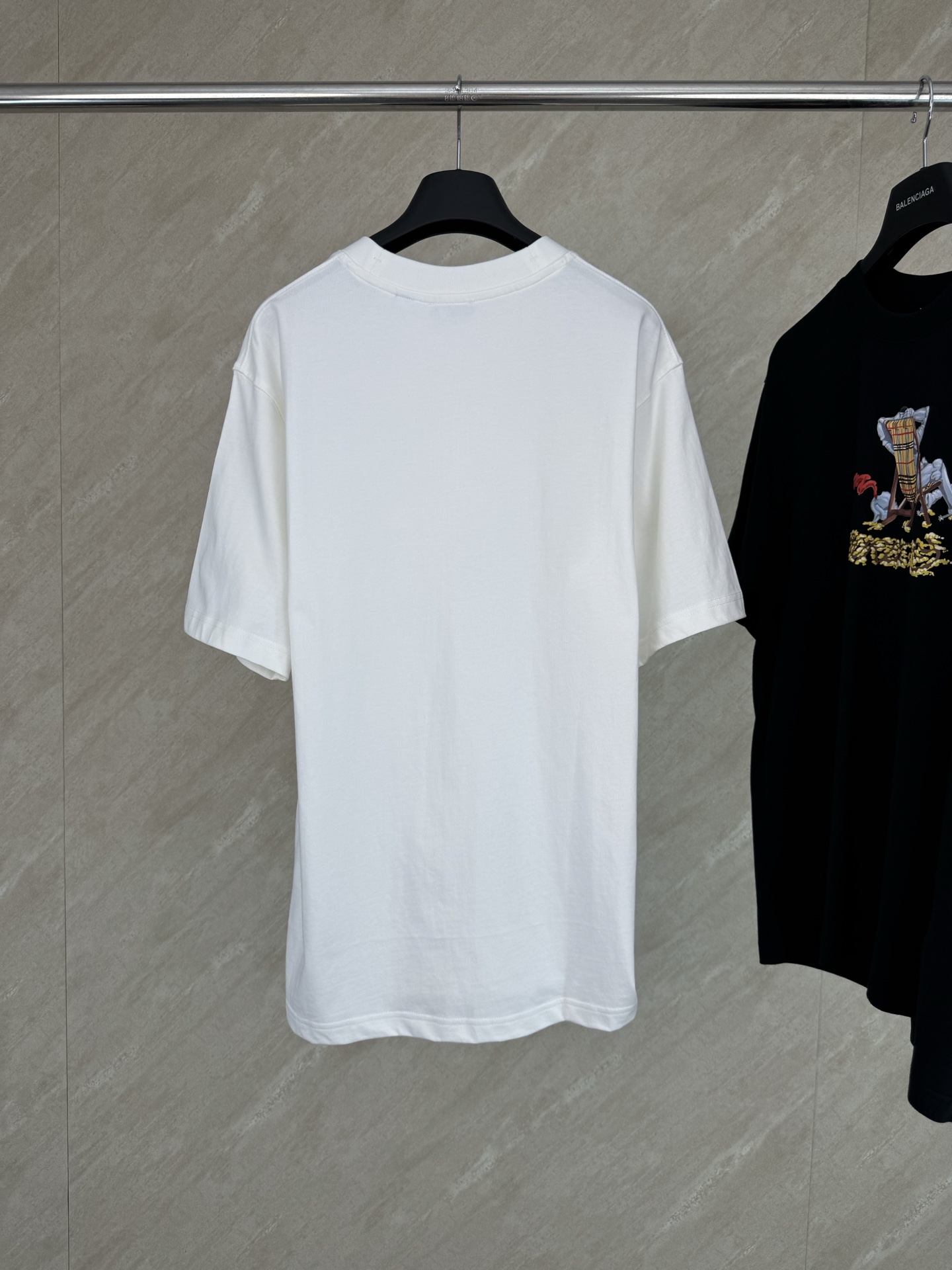 Burberry Burberry 巴宝莉 26ss 新款海滩椅刺绣圆领短袖T恤