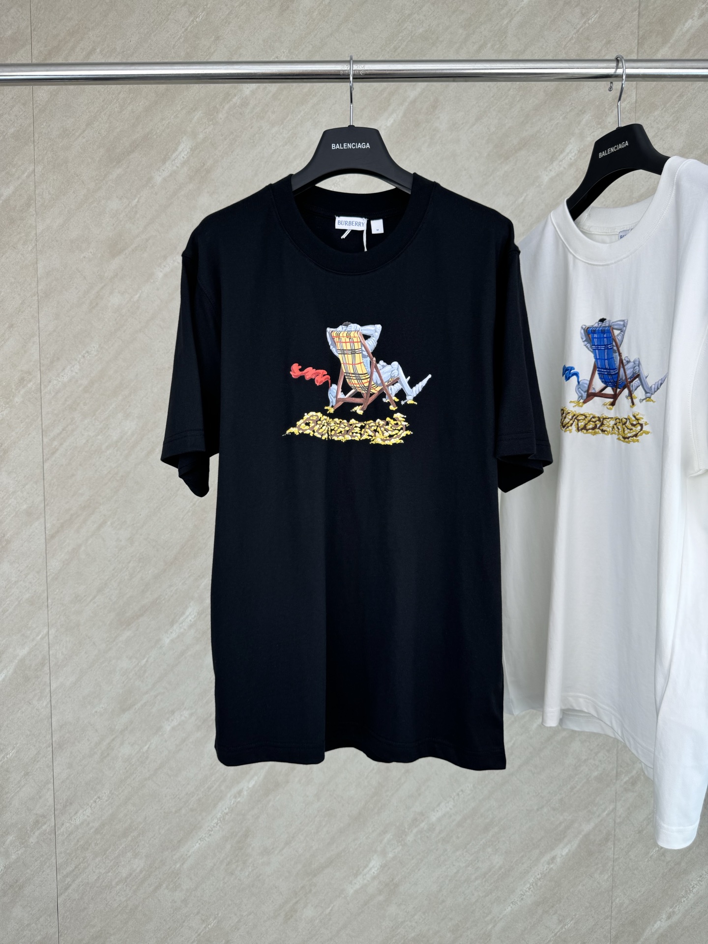 Burberry Burberry 巴宝莉 26ss 新款海滩椅刺绣圆领短袖T恤