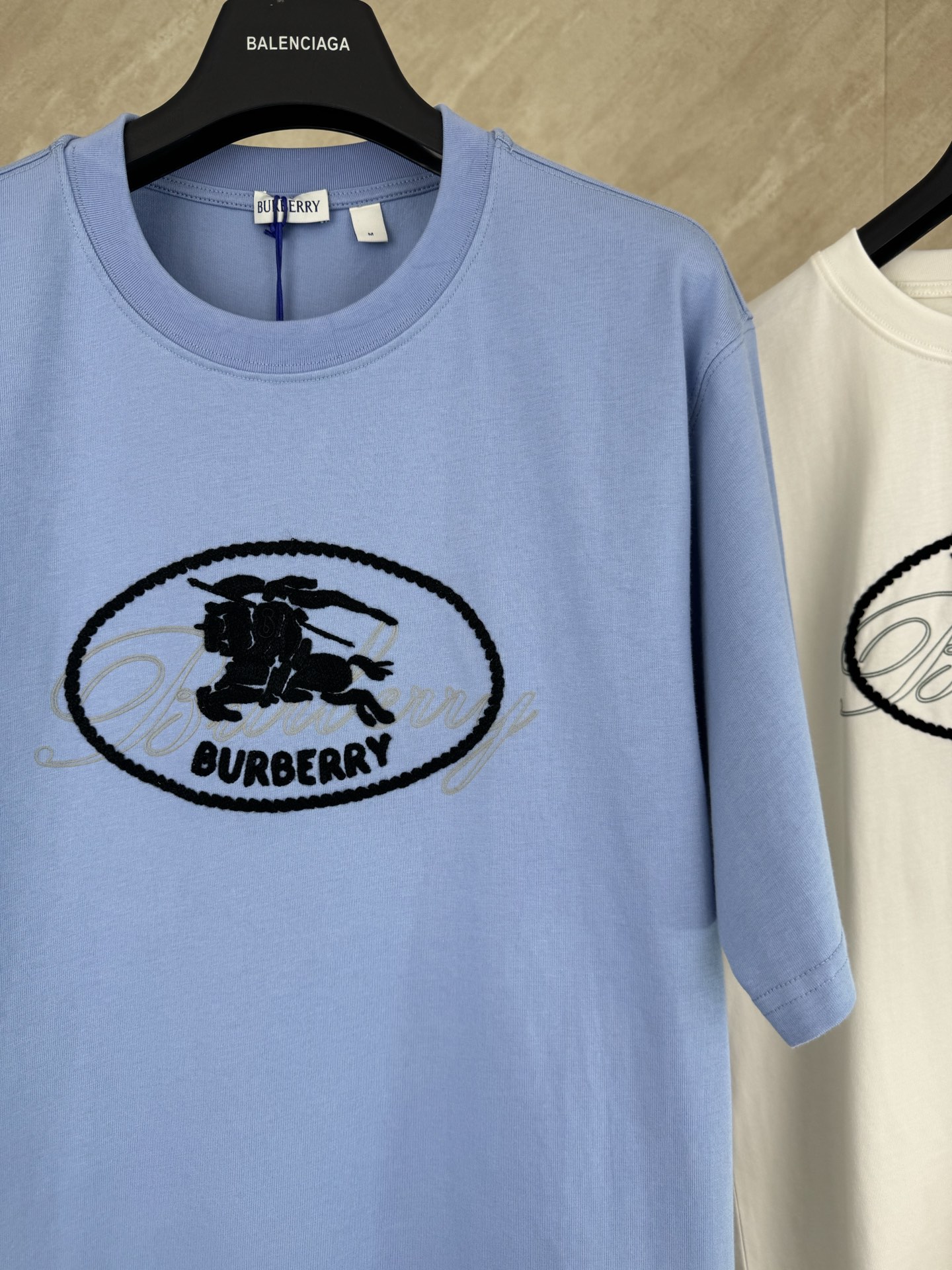 Burberry Burberry 巴宝莉 26ss新款植绒徽标骑士印章短袖T恤