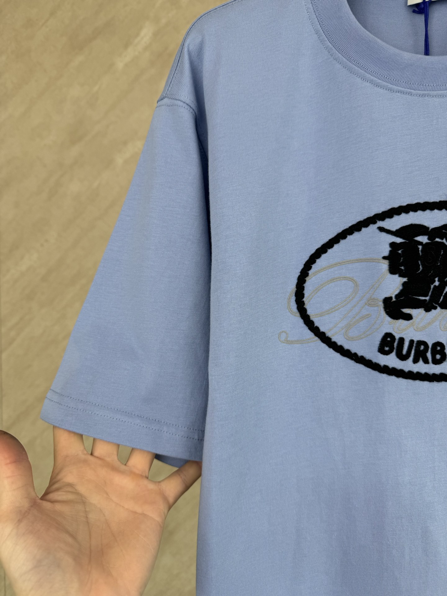Burberry Burberry 巴宝莉 26ss新款植绒徽标骑士印章短袖T恤