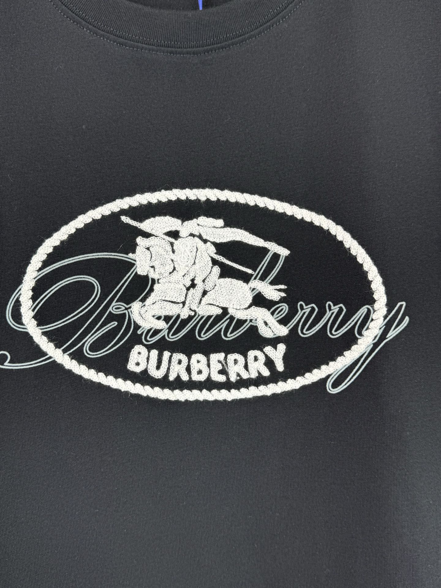 Burberry Burberry 巴宝莉 26ss新款植绒徽标骑士印章短袖T恤