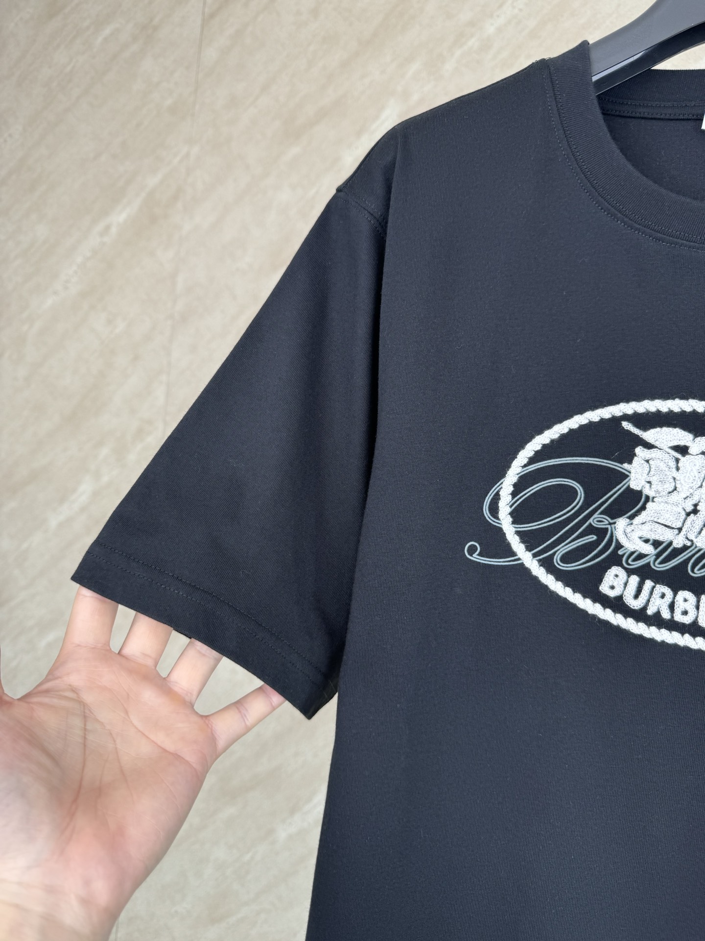 Burberry Burberry 巴宝莉 26ss新款植绒徽标骑士印章短袖T恤