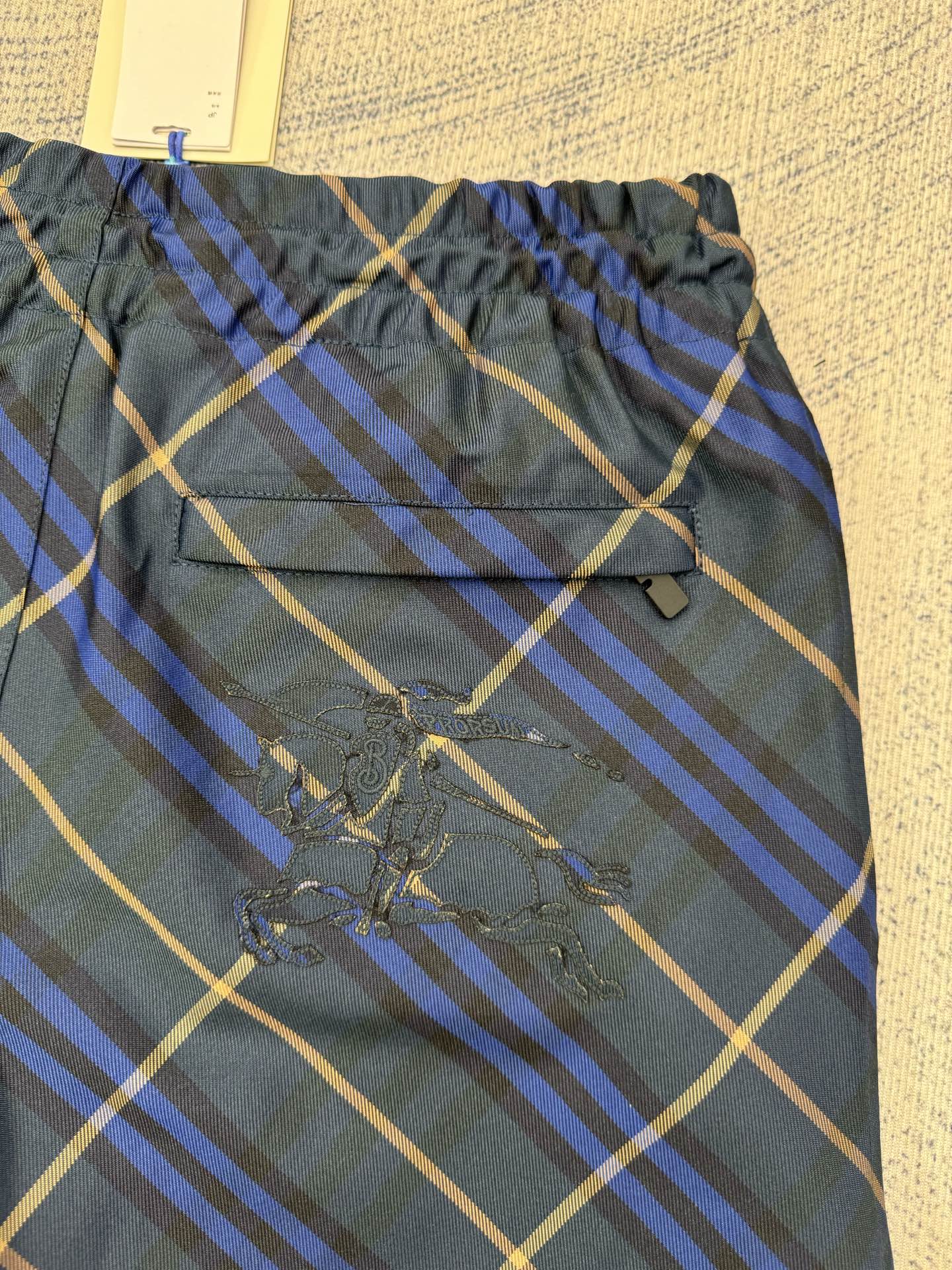 Burberry Burberry 巴宝莉 格纹松紧腰马术贴布绣短裤
